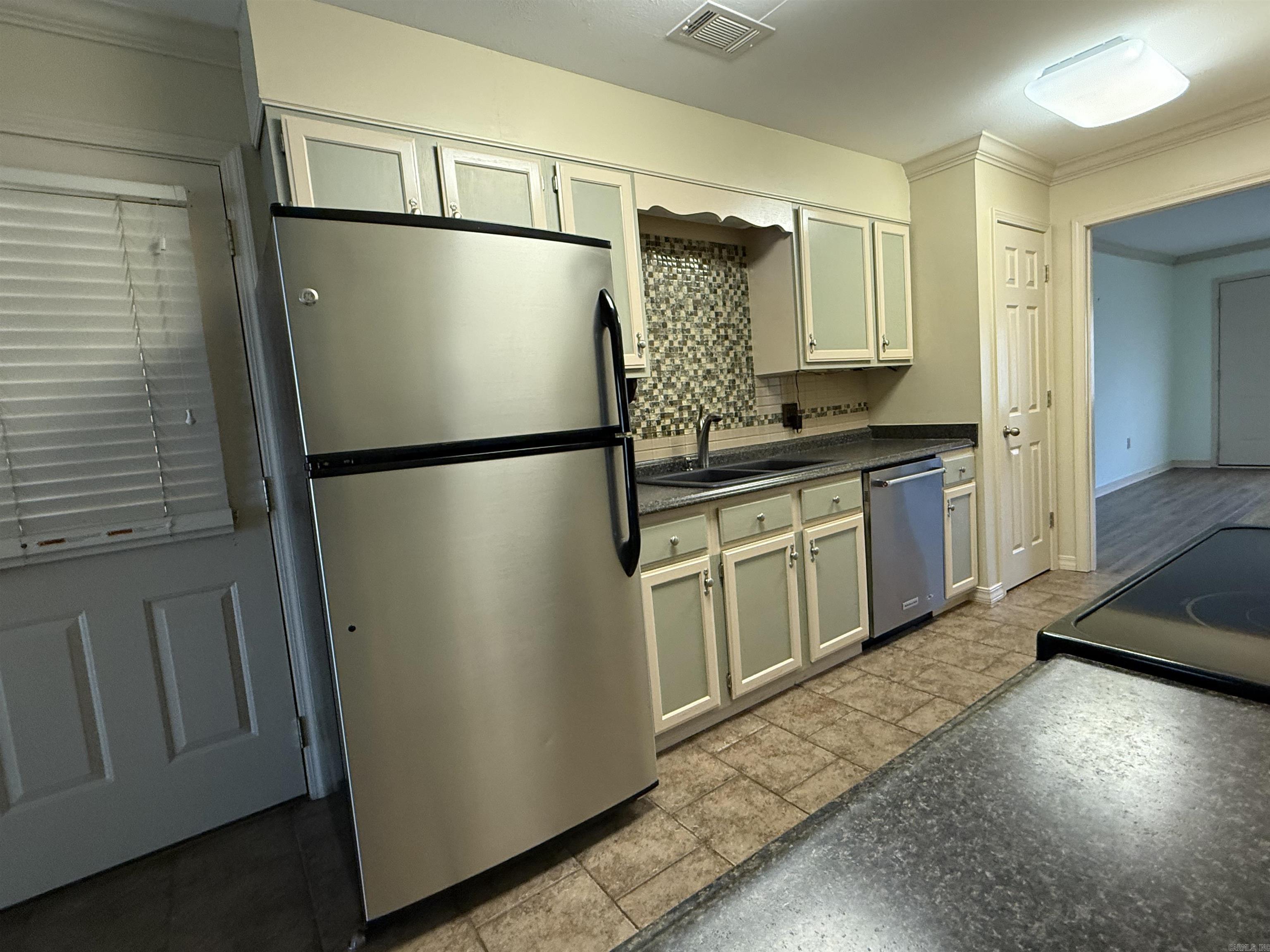 2710 Oak Meadow  Searcy, AR