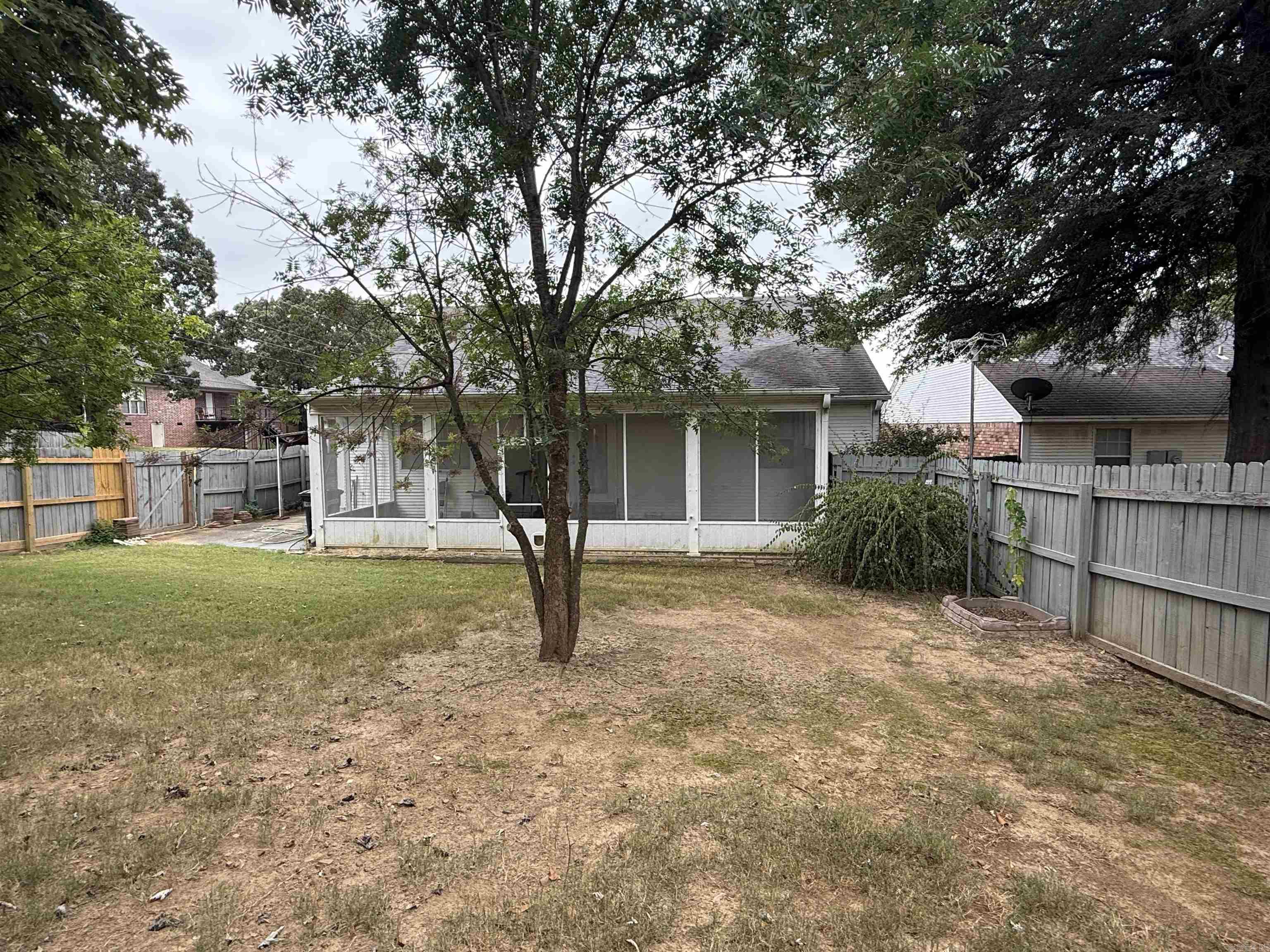 2710 Oak Meadow  Searcy, AR