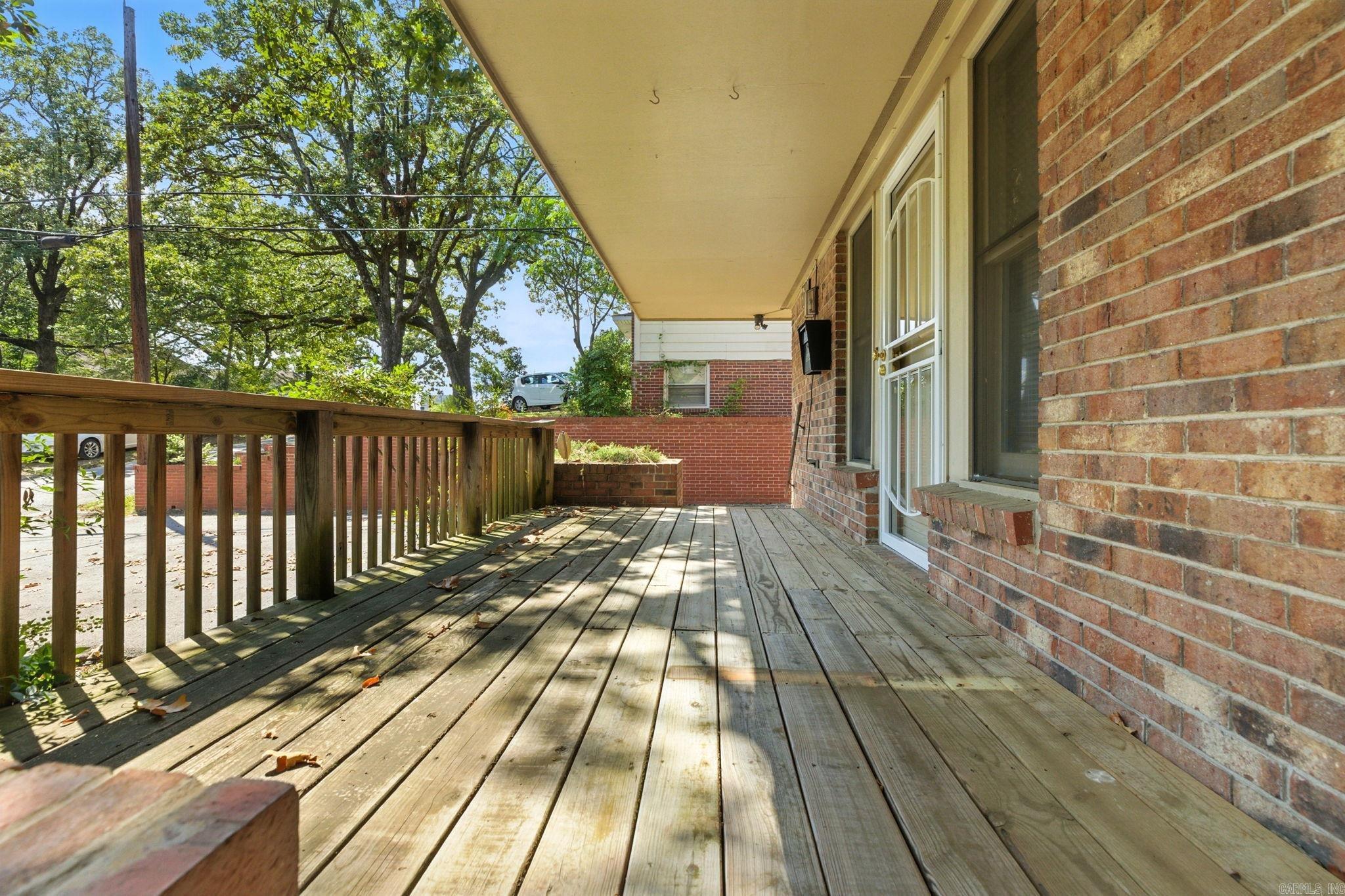 5604 I  Little Rock, AR