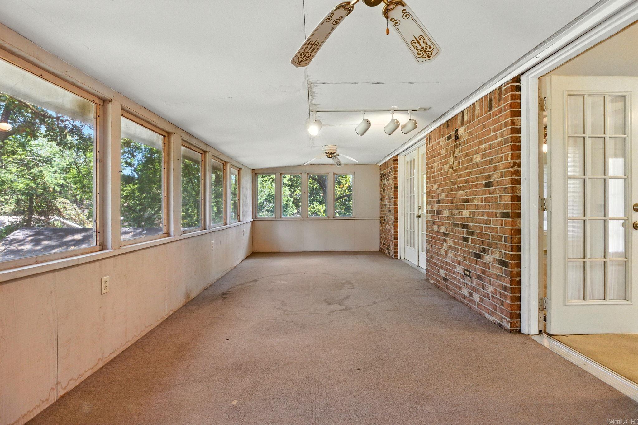 5604 I  Little Rock, AR