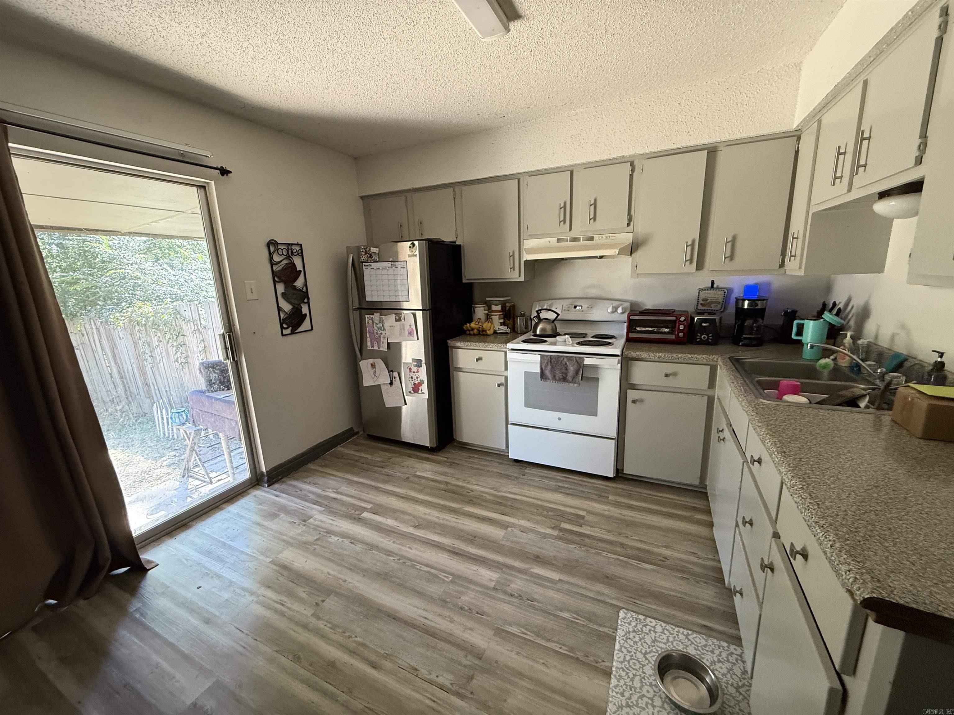 18 Fra Mar  Sherwood, AR