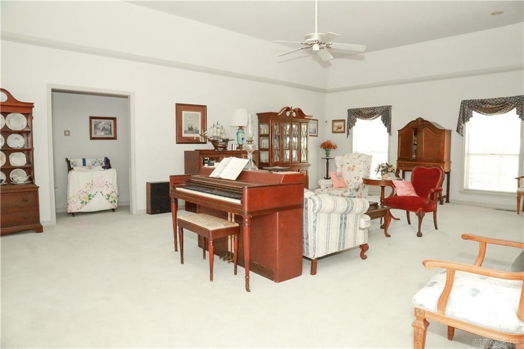 9 Rimrock Rd  Russellville, AR