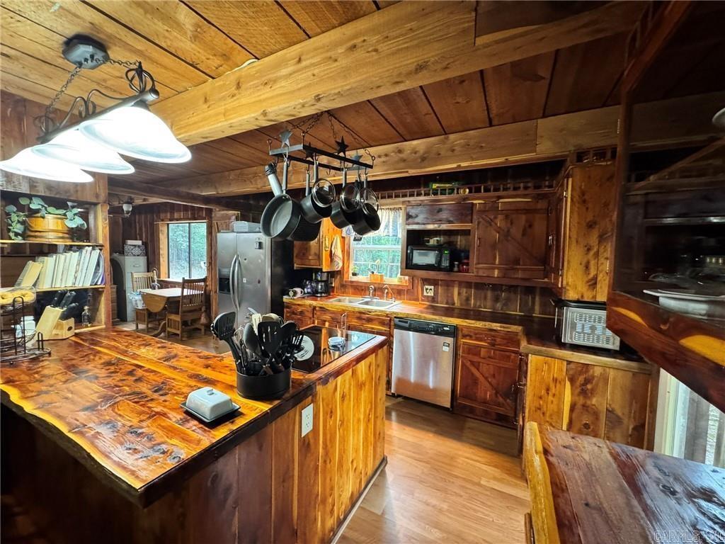 2166 County Road 3091  Clarksville, AR