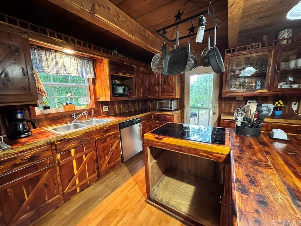 2166 County Road 3091  Clarksville, AR