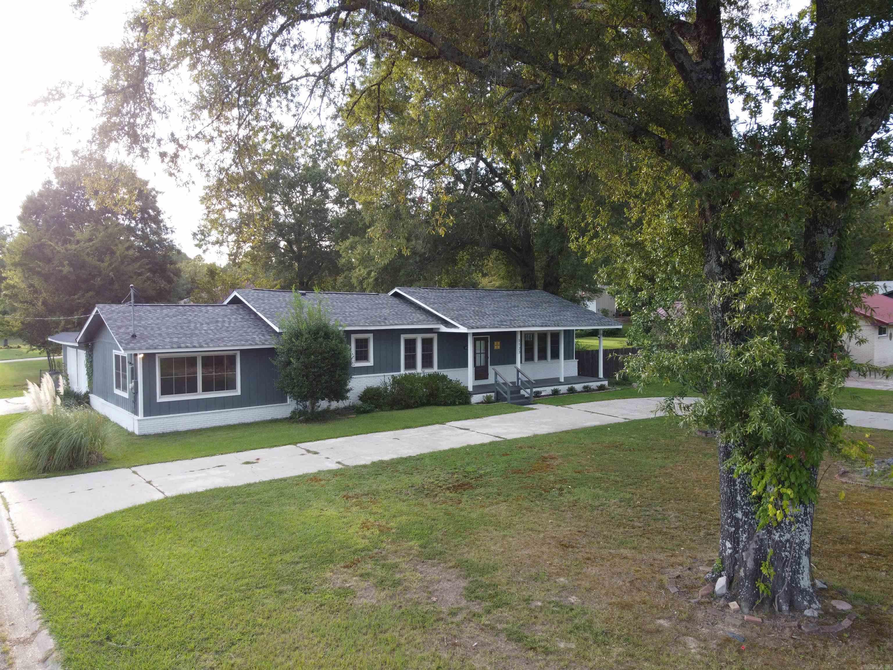1123 Burchwood Bay  Hot Springs, AR