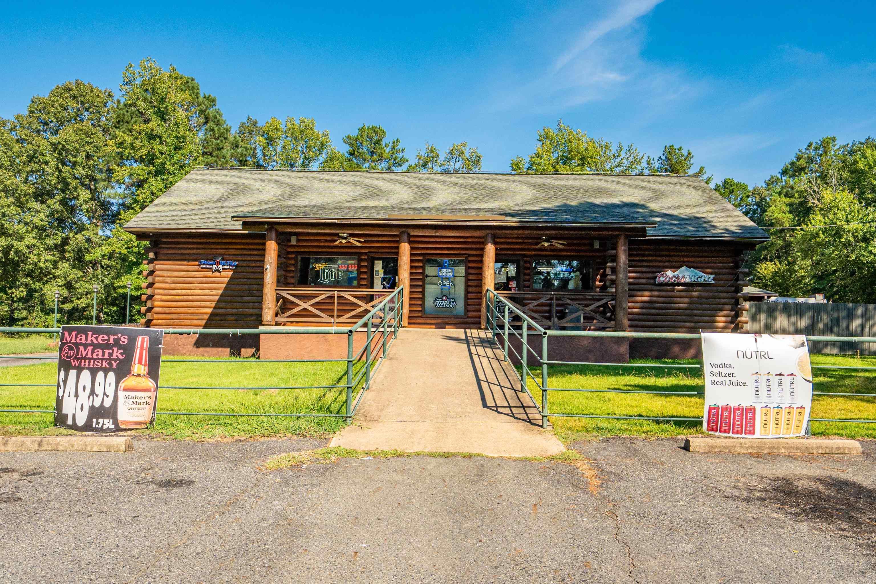 7500 E Airport  Bonnerdale, AR