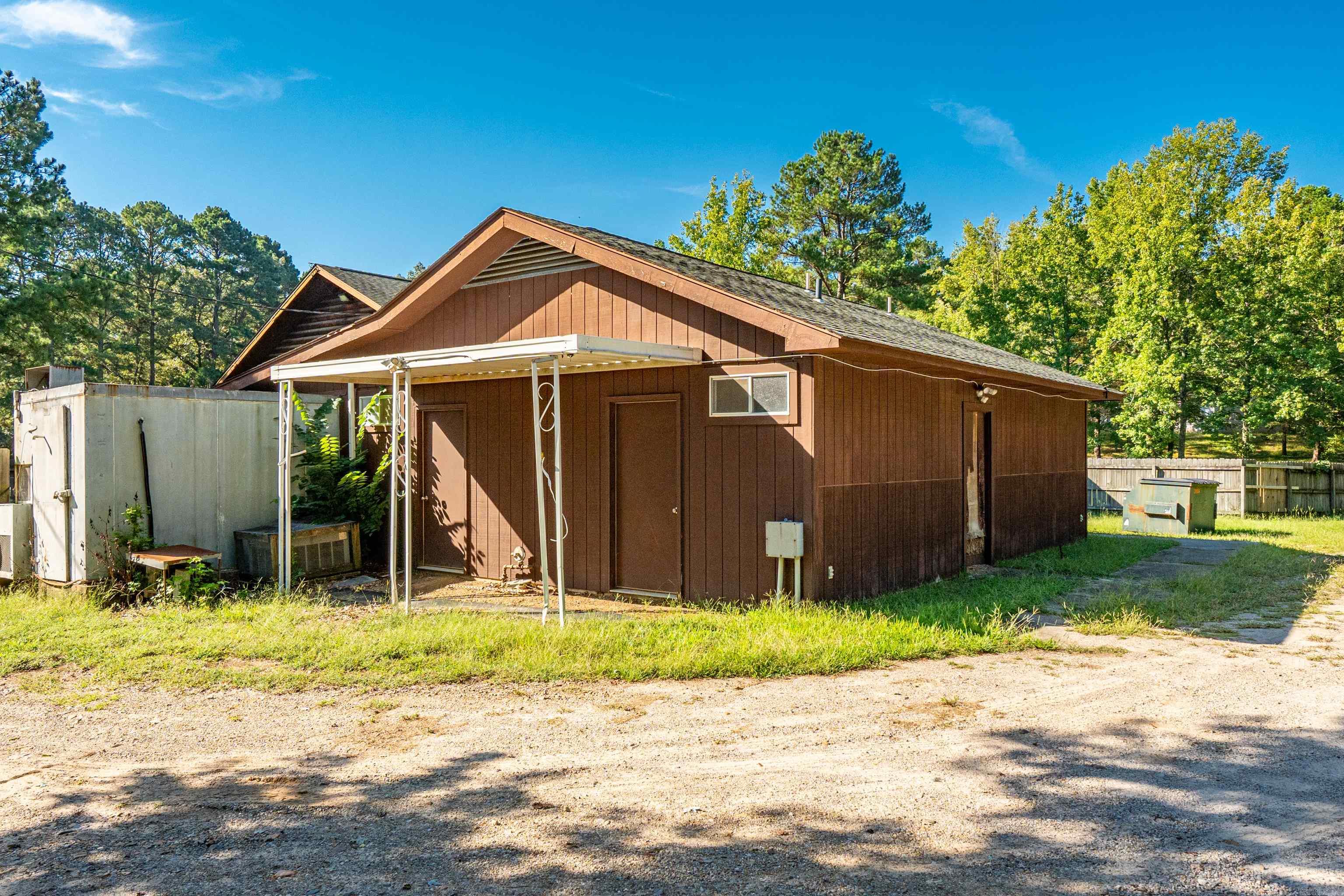 7500 E Airport  Bonnerdale, AR