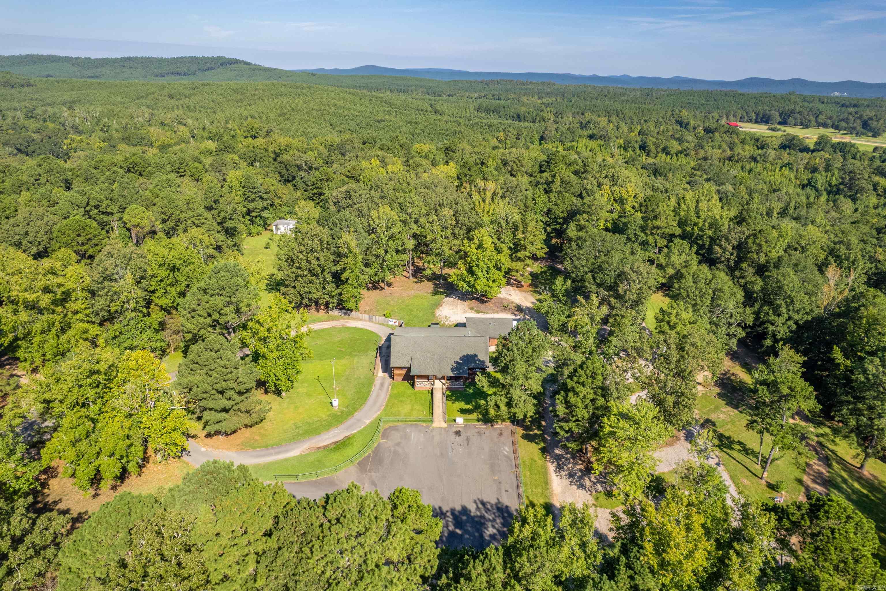 7500 E Airport  Bonnerdale, AR