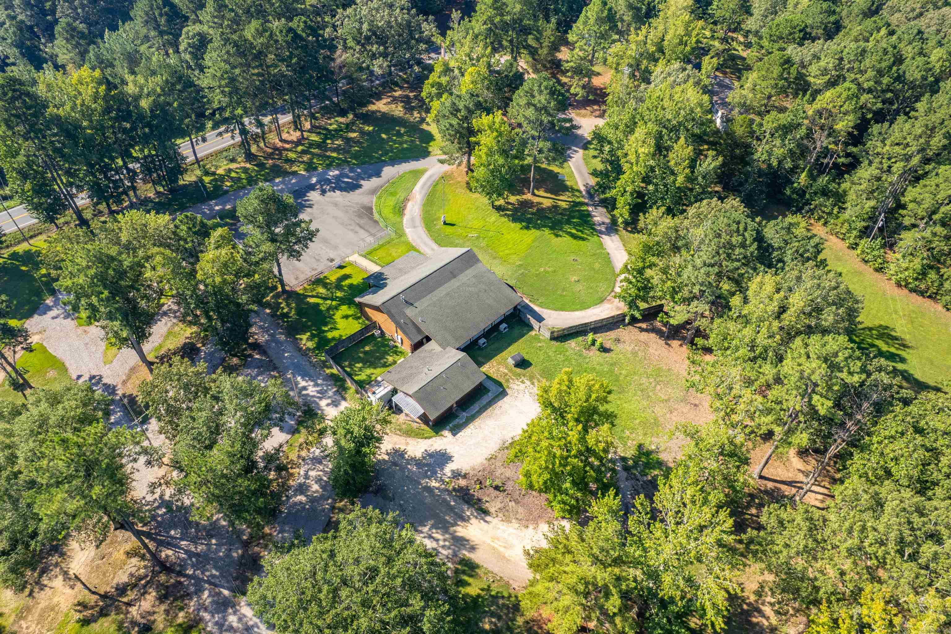 7500 E Airport  Bonnerdale, AR