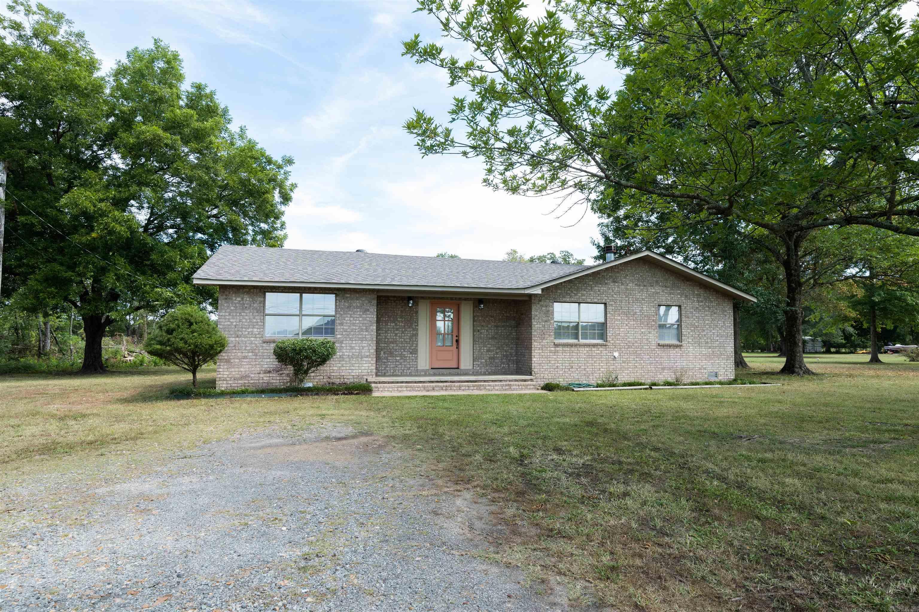 1630 S Donaghey  Conway, AR