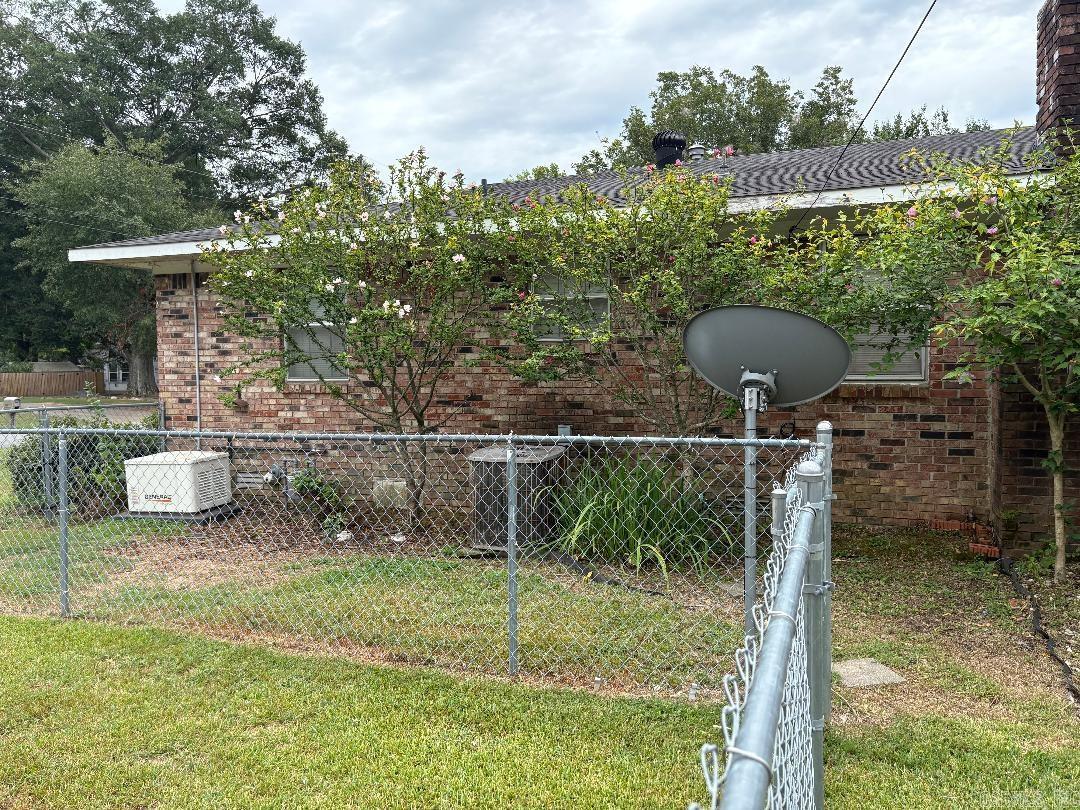 400 W Louisiana  Beebe, AR