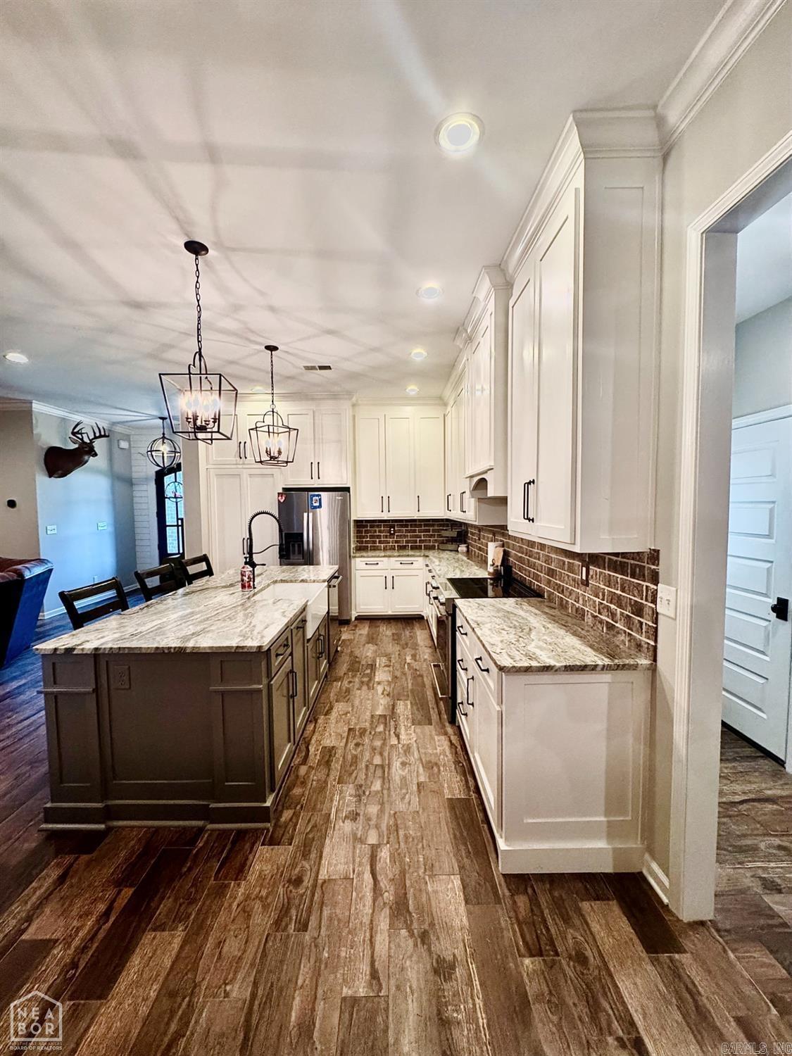 198 N George  Marion, AR