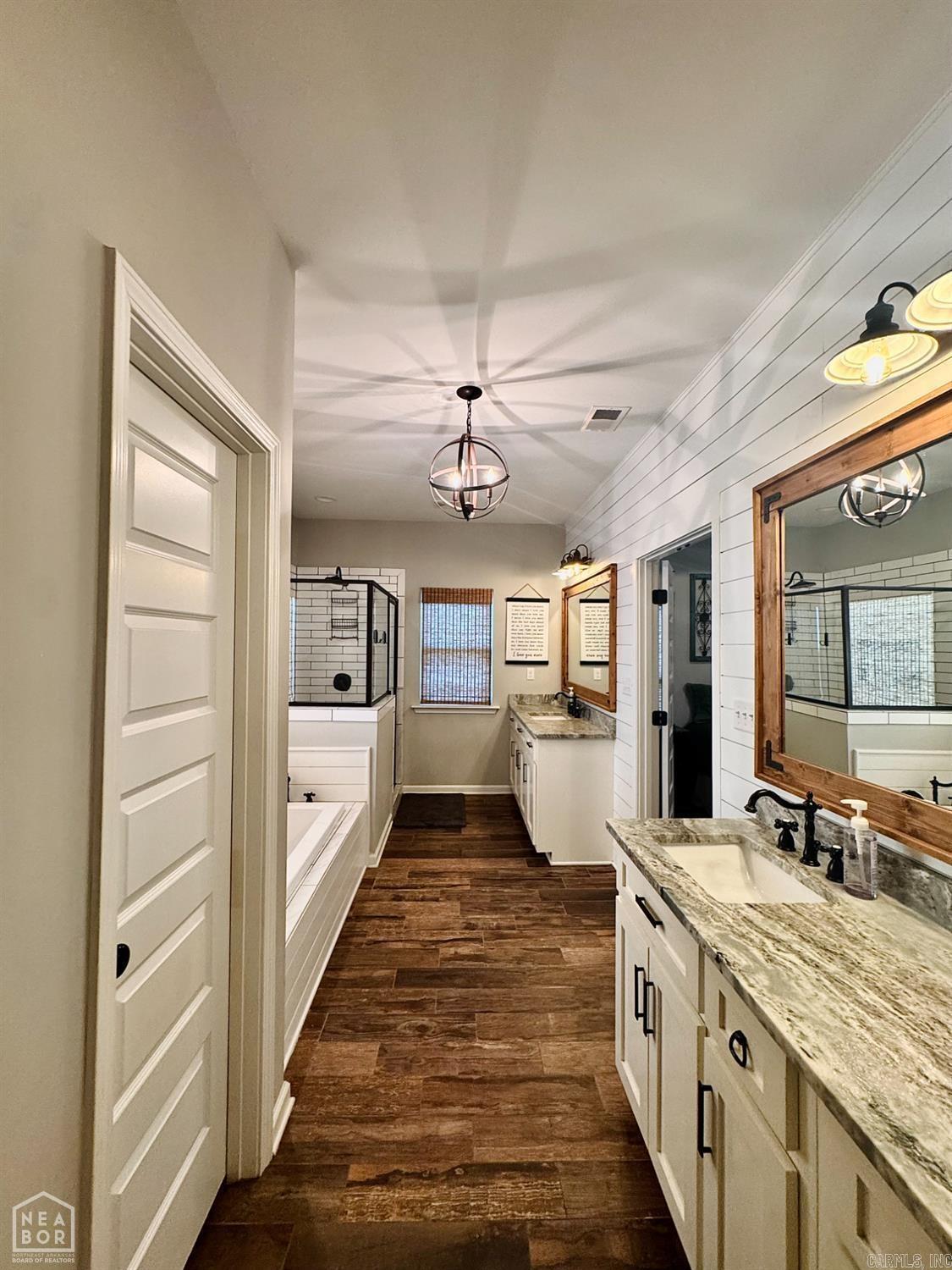 198 N George  Marion, AR