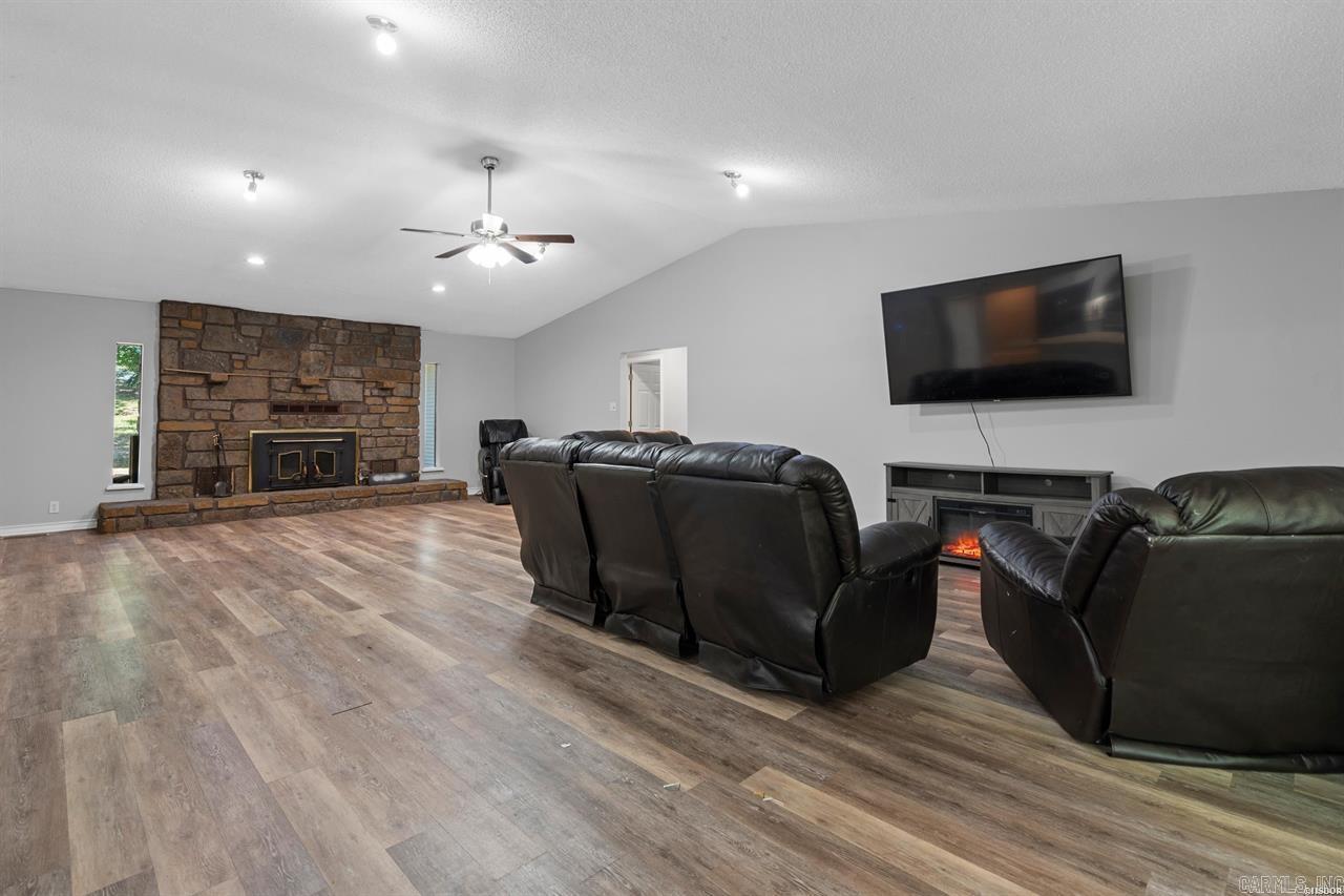 105 Tall Oaks  Hot Springs, AR