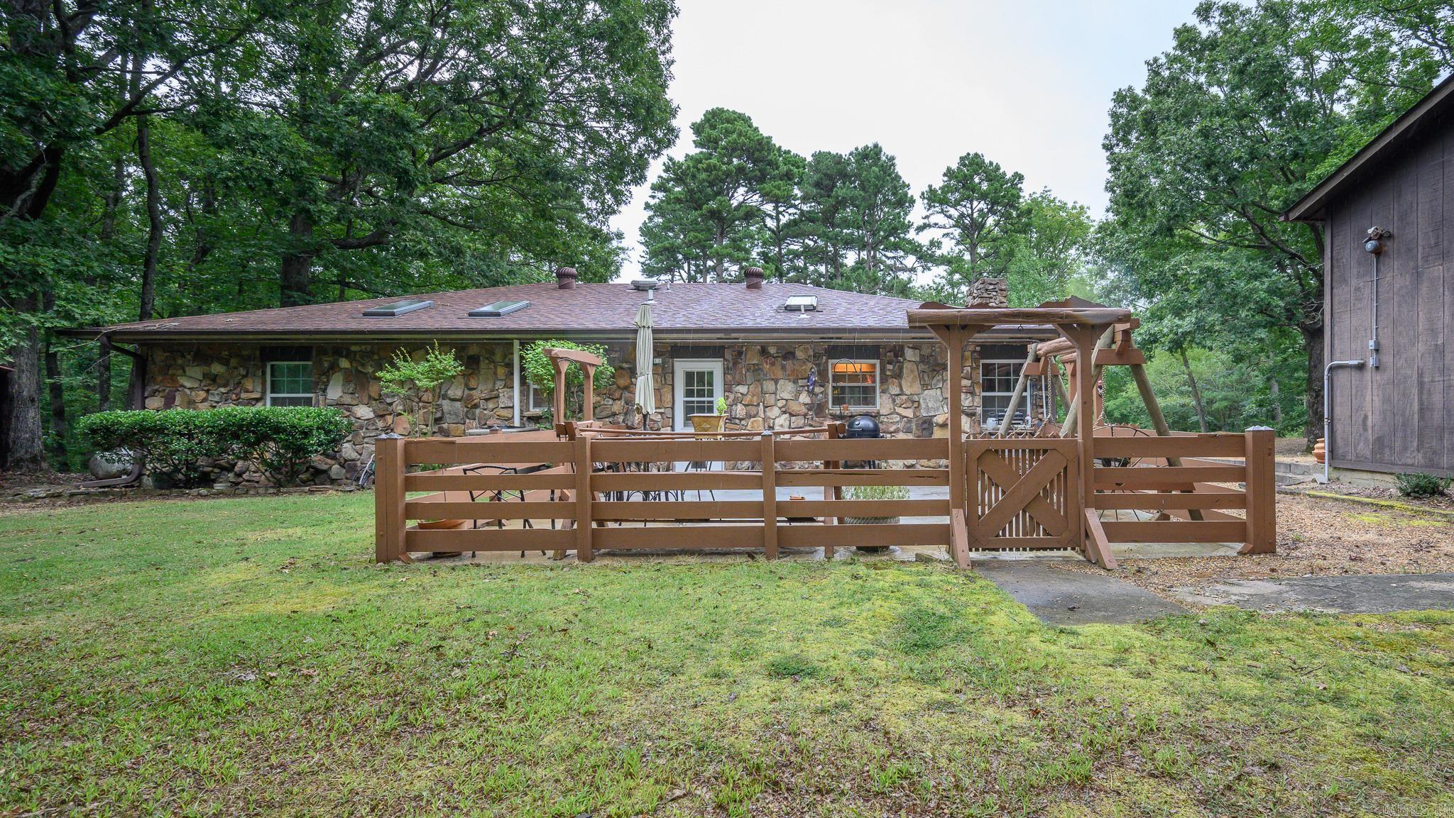 1879 Highway 270  Mena, AR