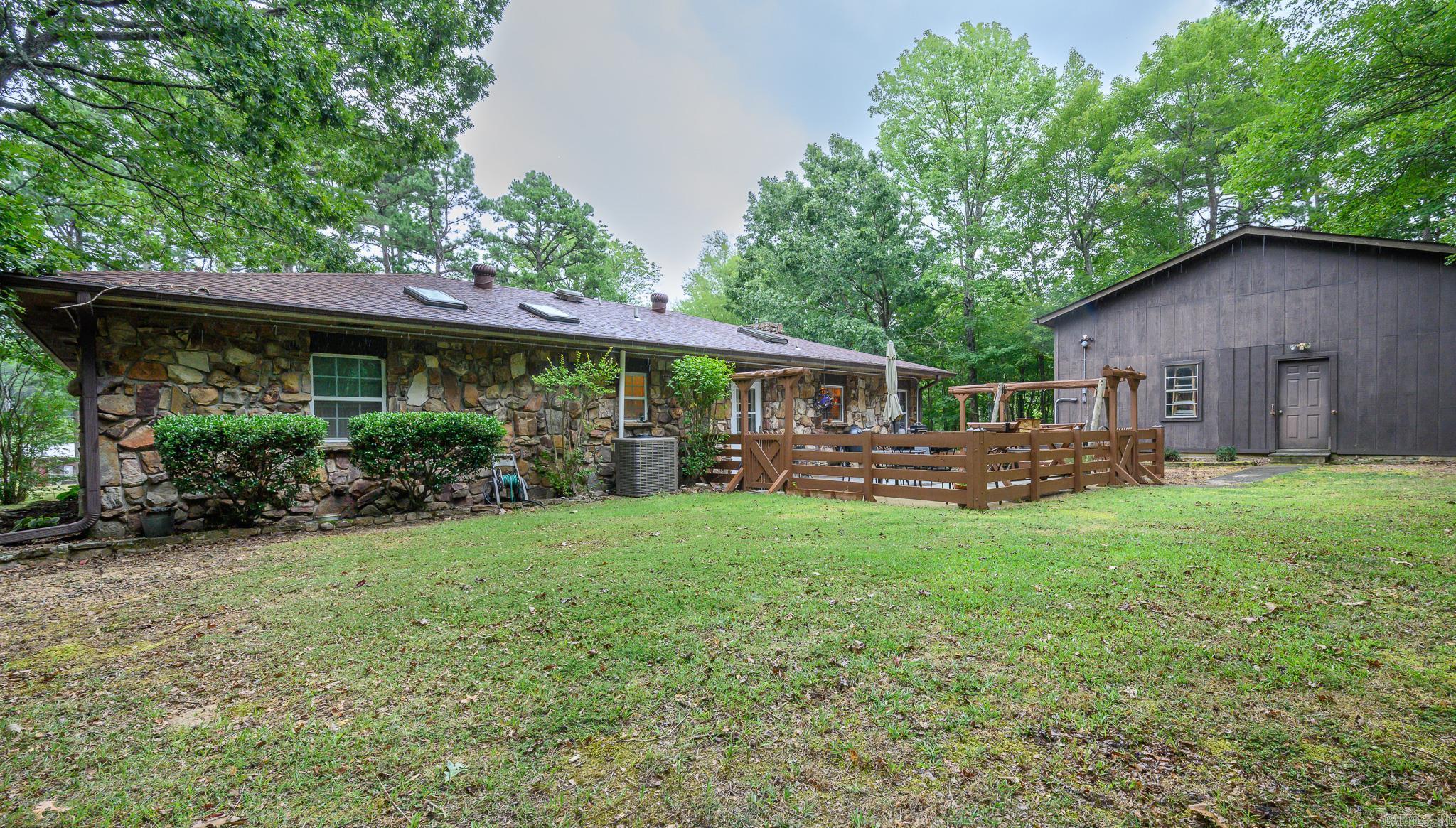 1879 Highway 270  Mena, AR