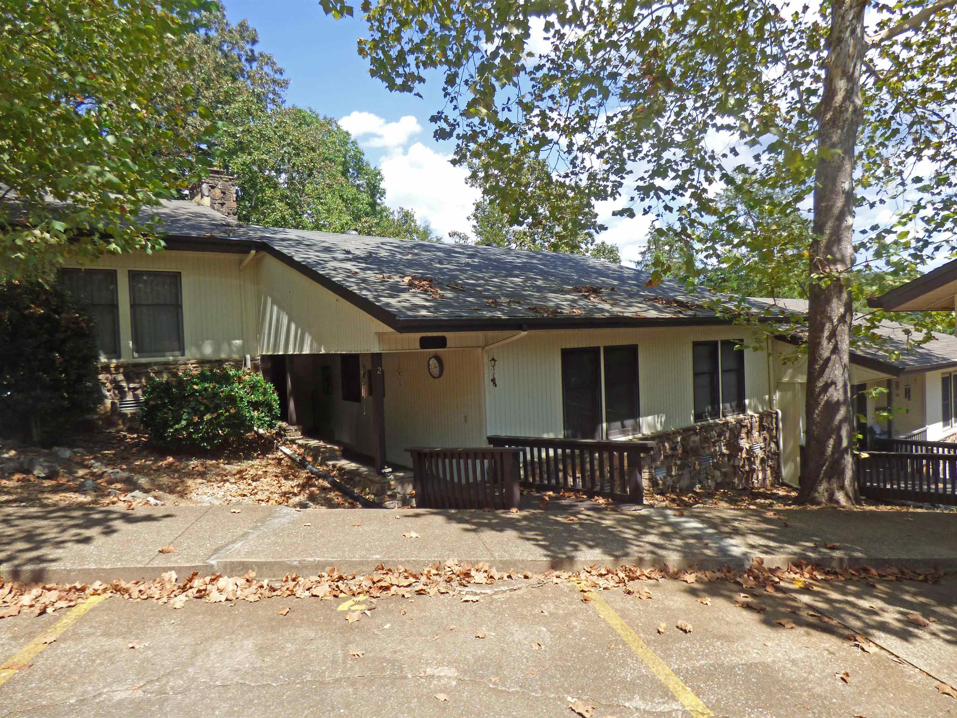 2 Eufaula  Cherokee Village, AR