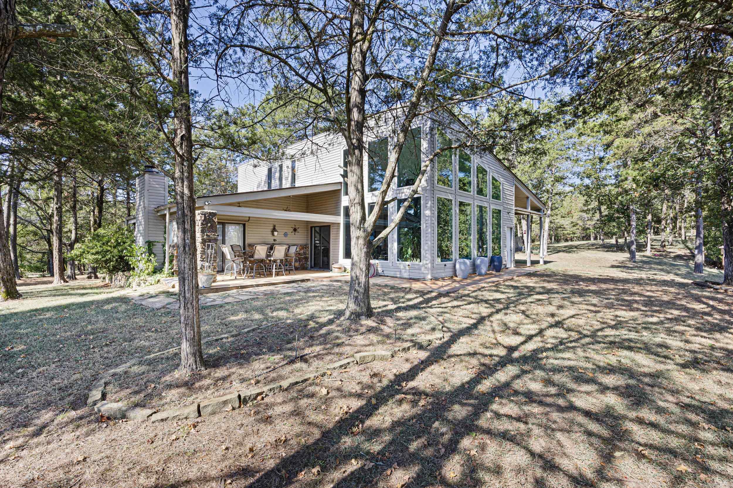 695 Private Road 1715  Knoxville, AR