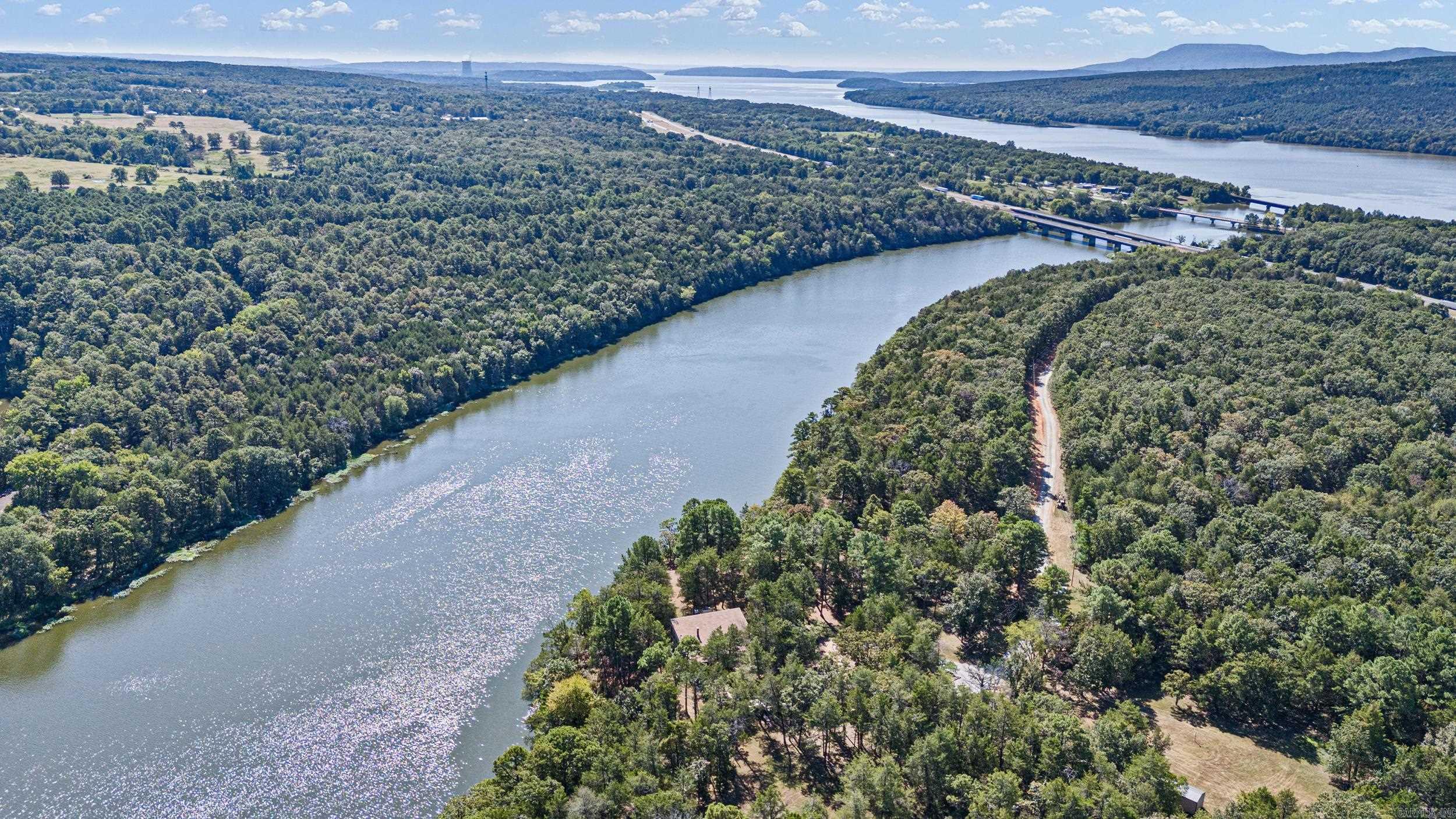 695 Private Road 1715  Knoxville, AR