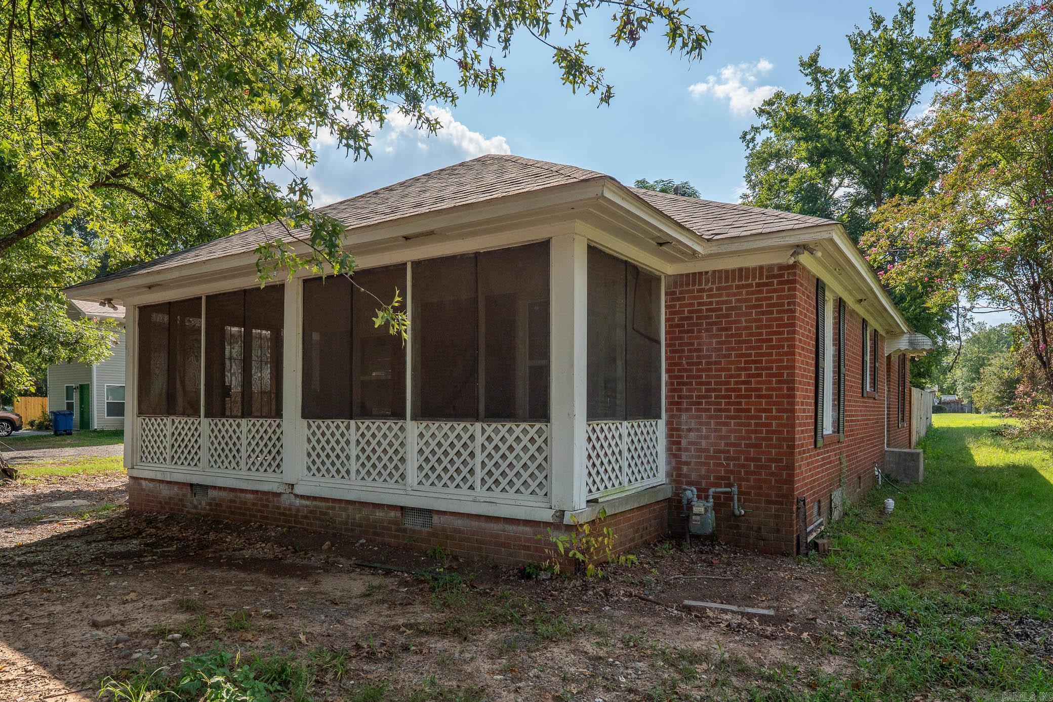 615 Water  North Little Rock, AR