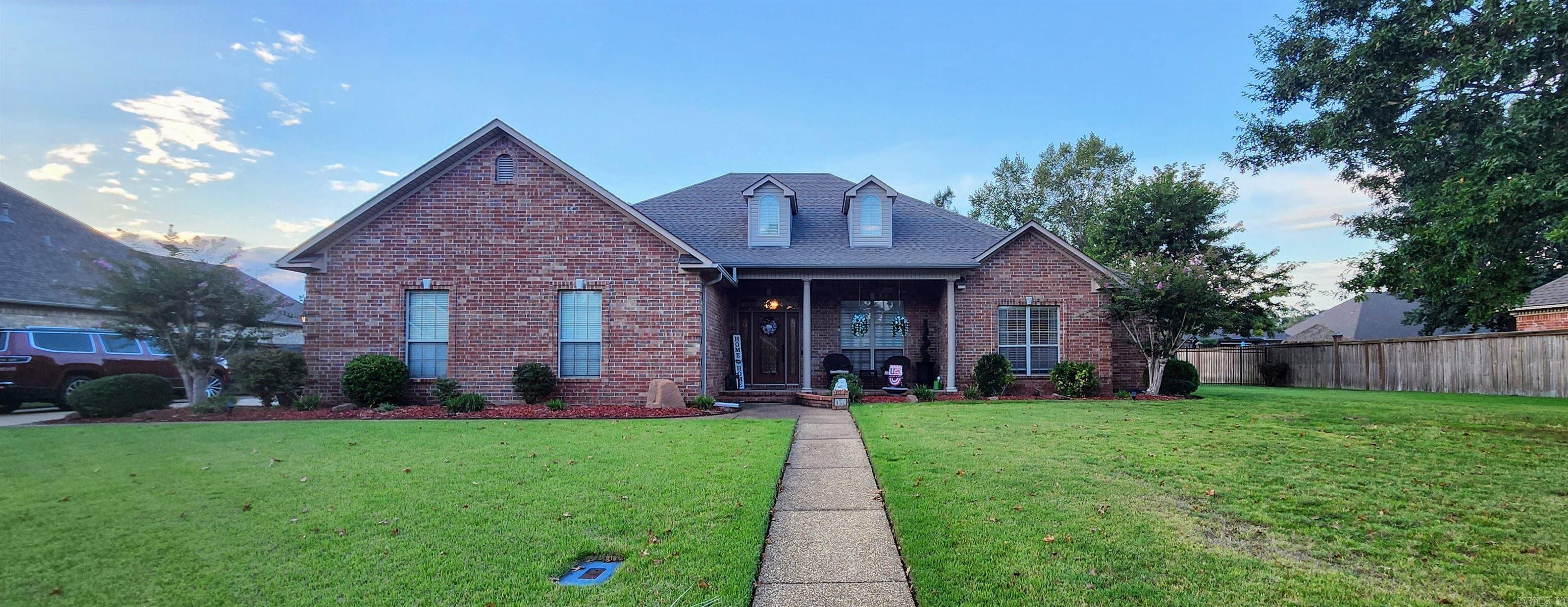 4320 Tree House  Conway, AR