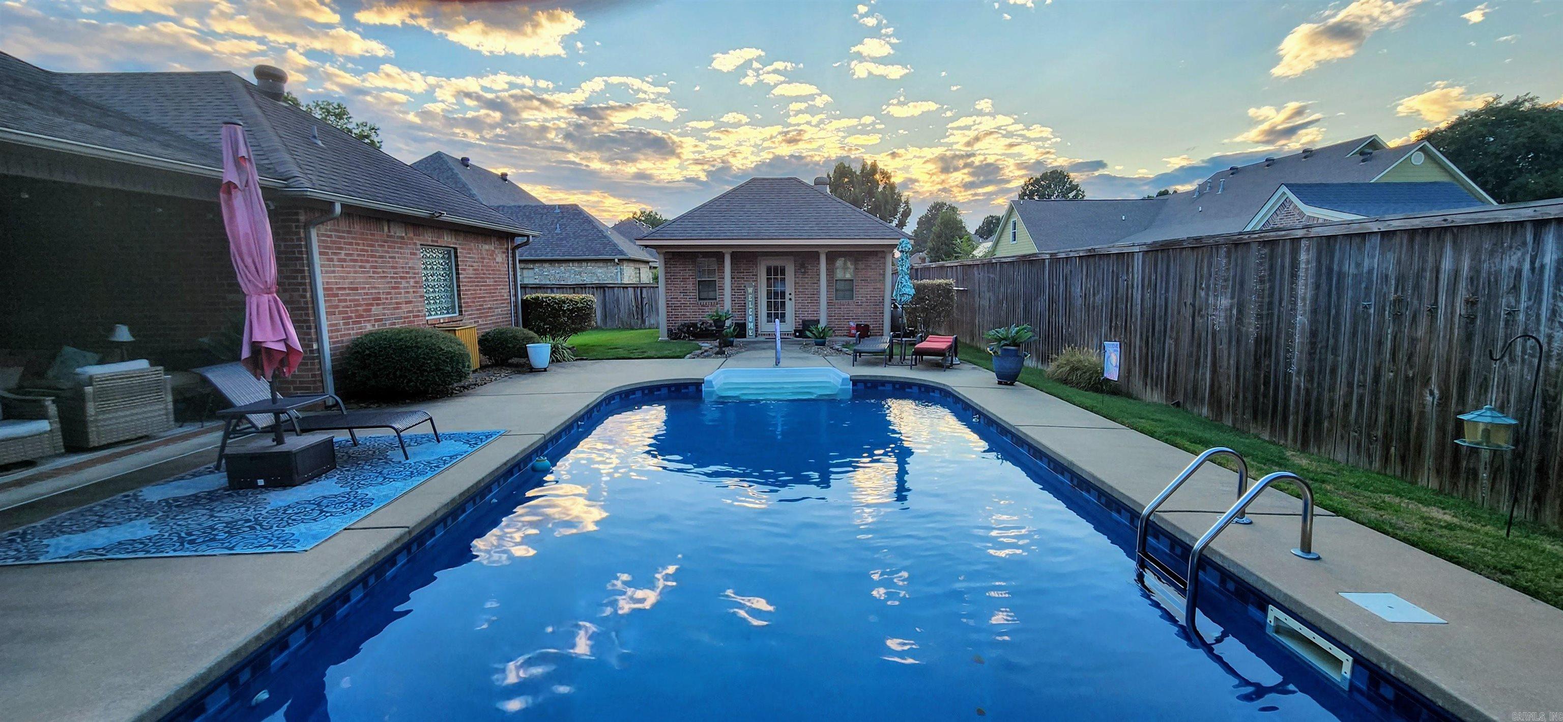 4320 Tree House  Conway, AR