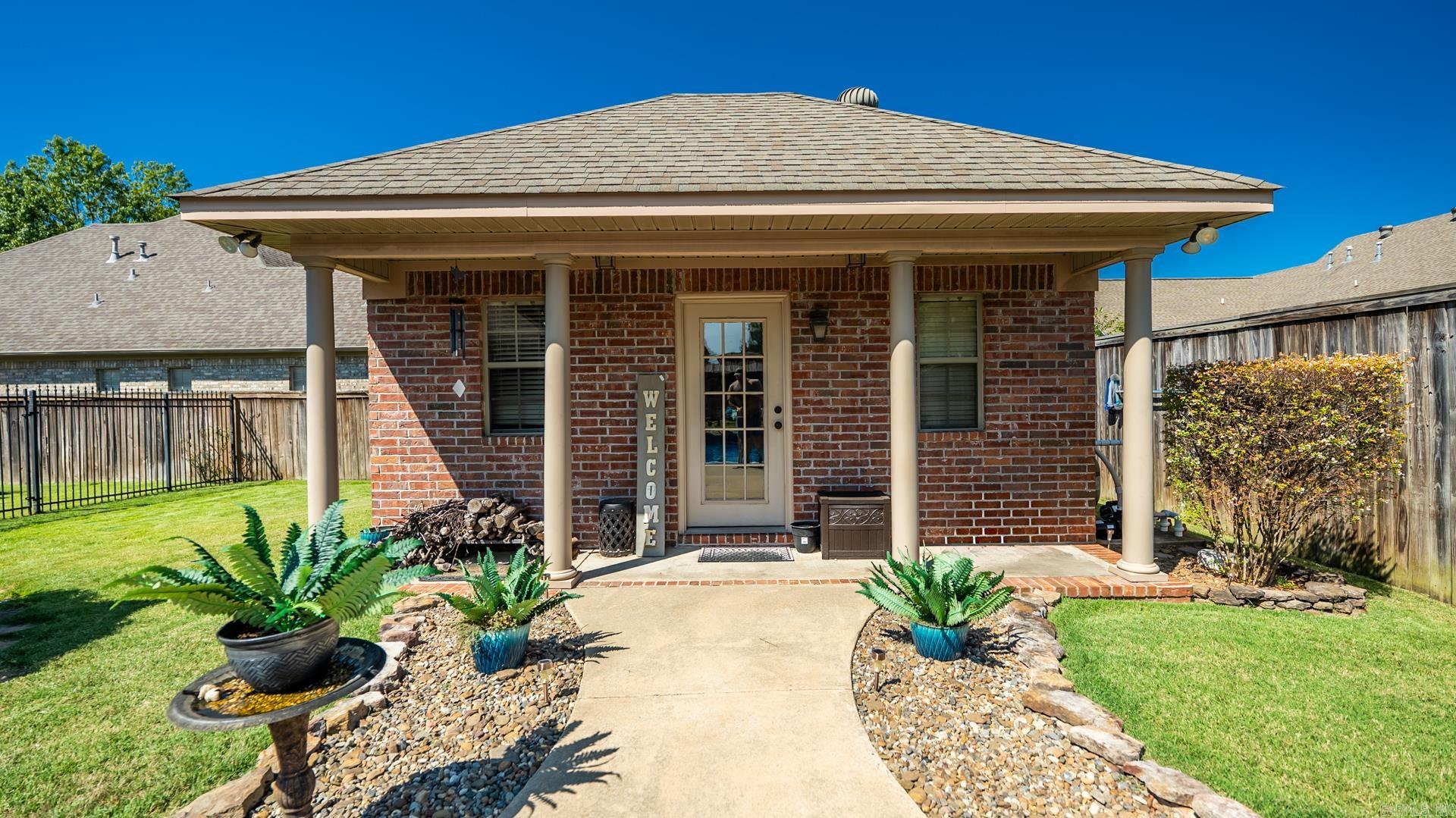 4320 Tree House Conway, AR 72034