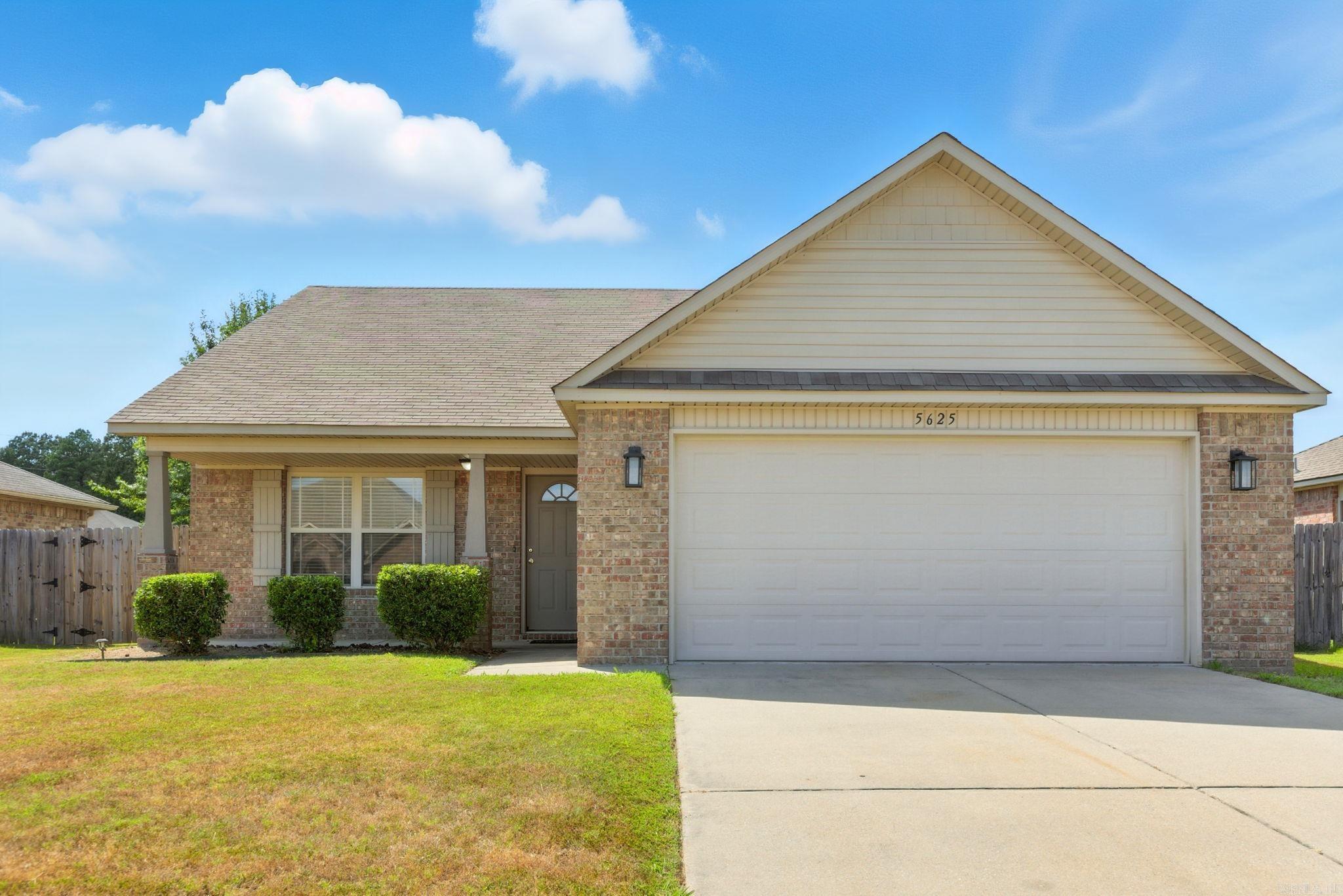 5625 Pin Oak Ln  Sherwood, AR
