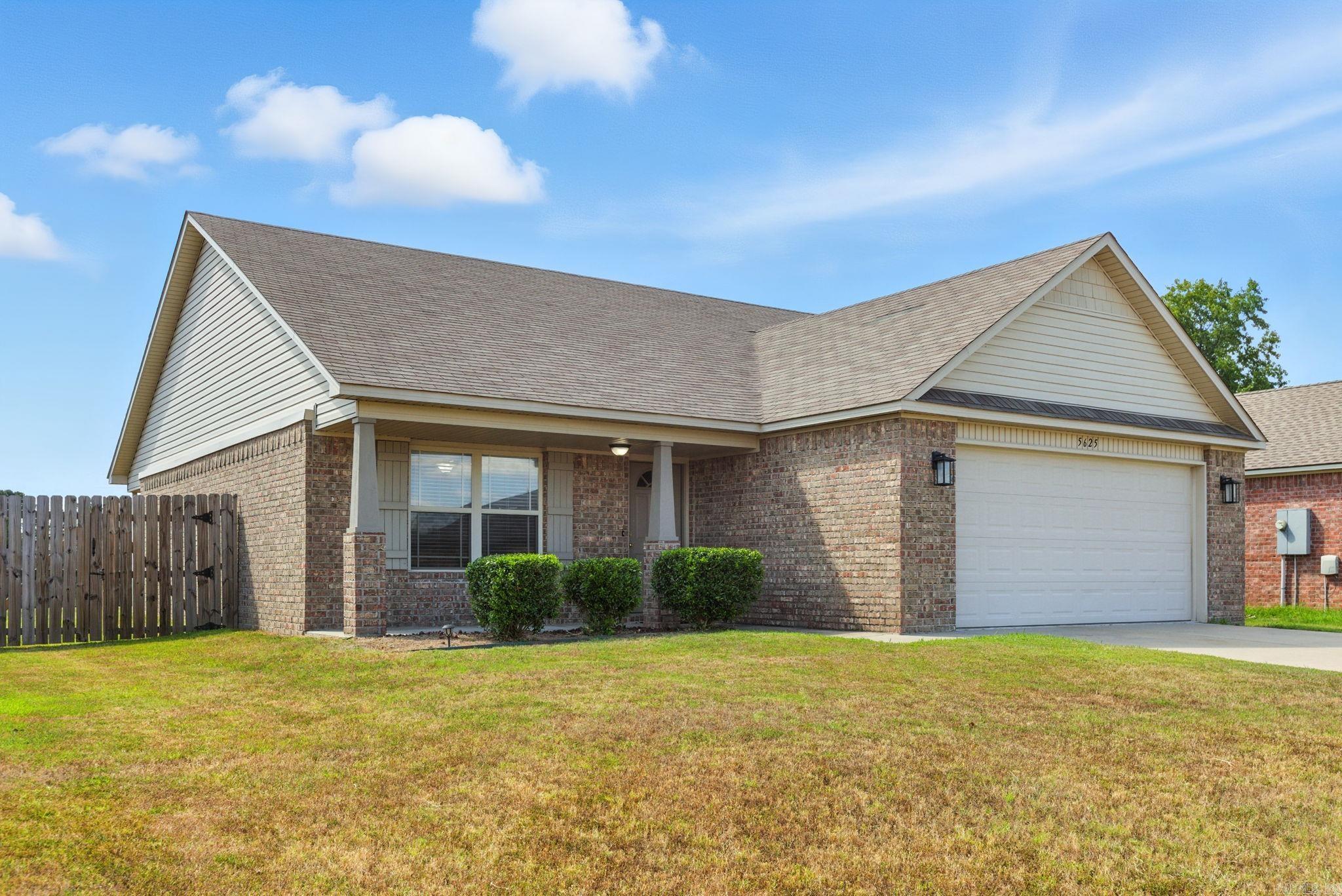 5625 Pin Oak Ln  Sherwood, AR