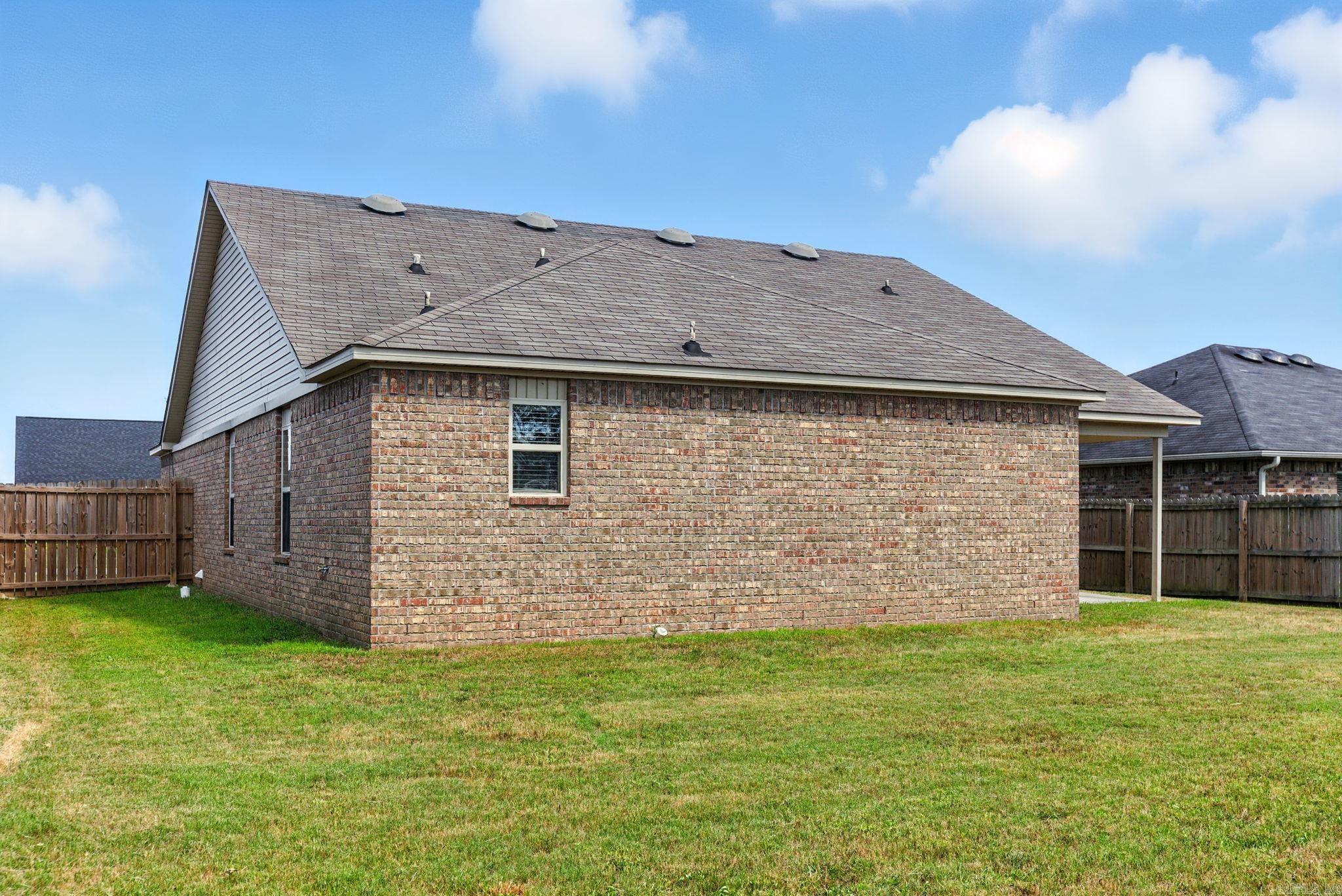 5625 Pin Oak Ln  Sherwood, AR