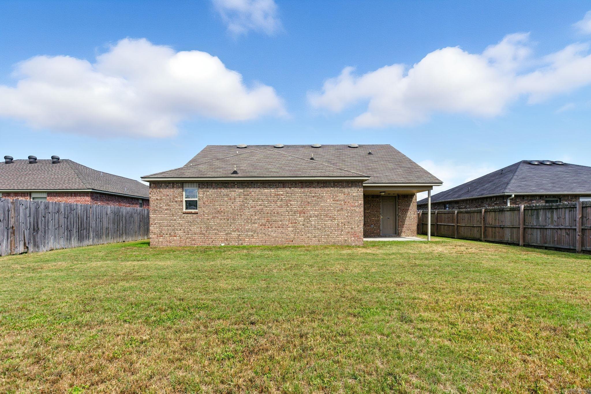 5625 Pin Oak Ln  Sherwood, AR