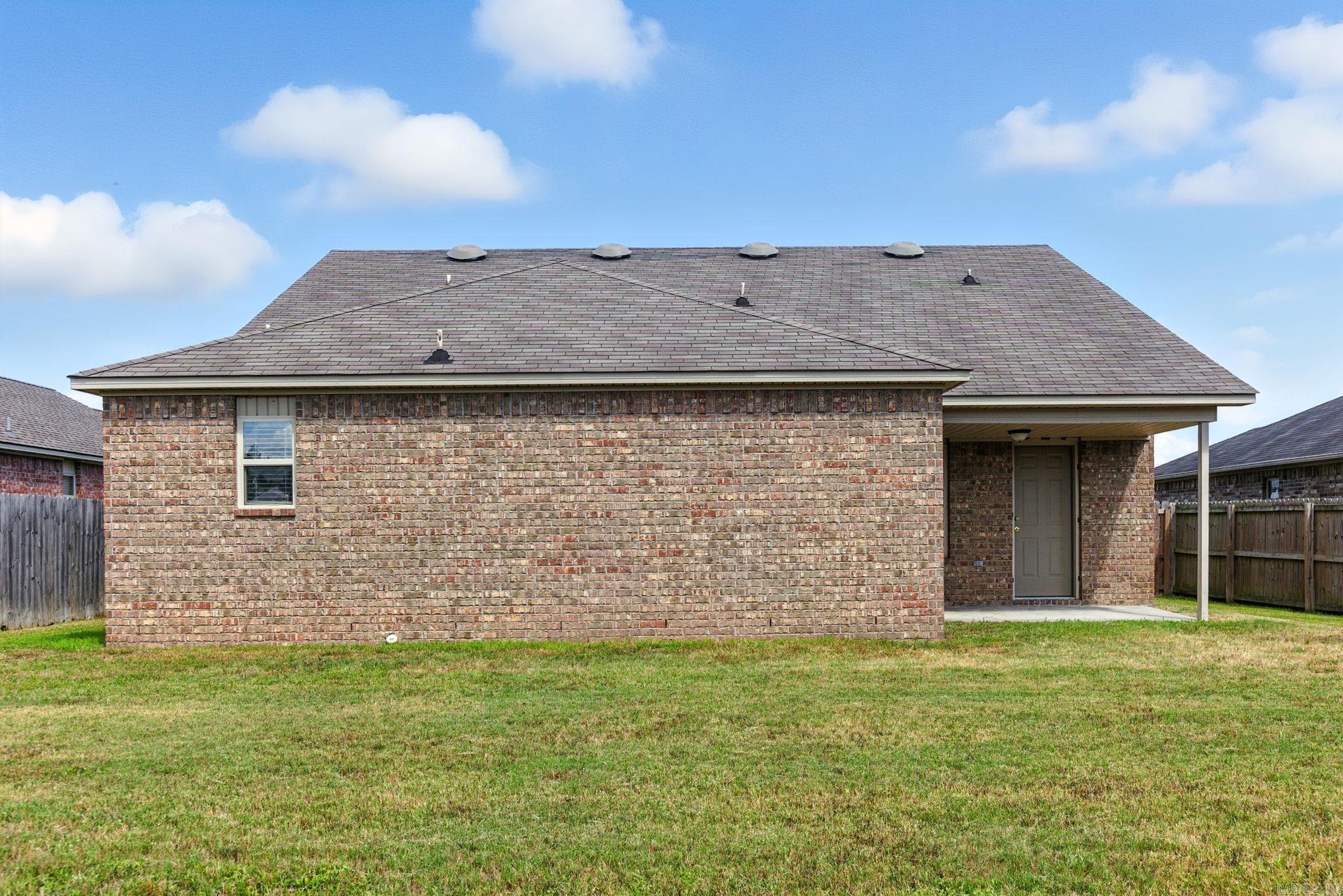 5625 Pin Oak Ln  Sherwood, AR
