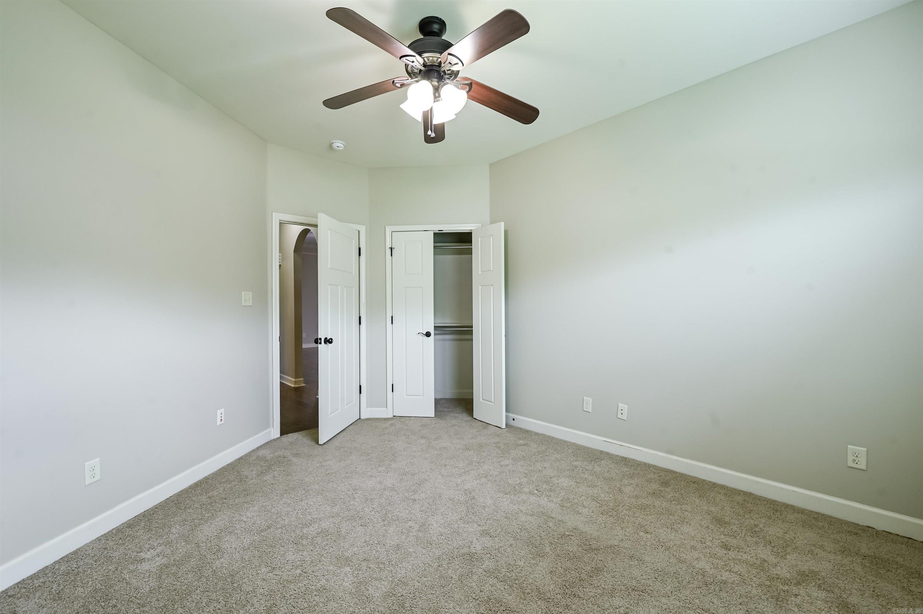 1175 Oak Glenn Loop  Bryant, AR