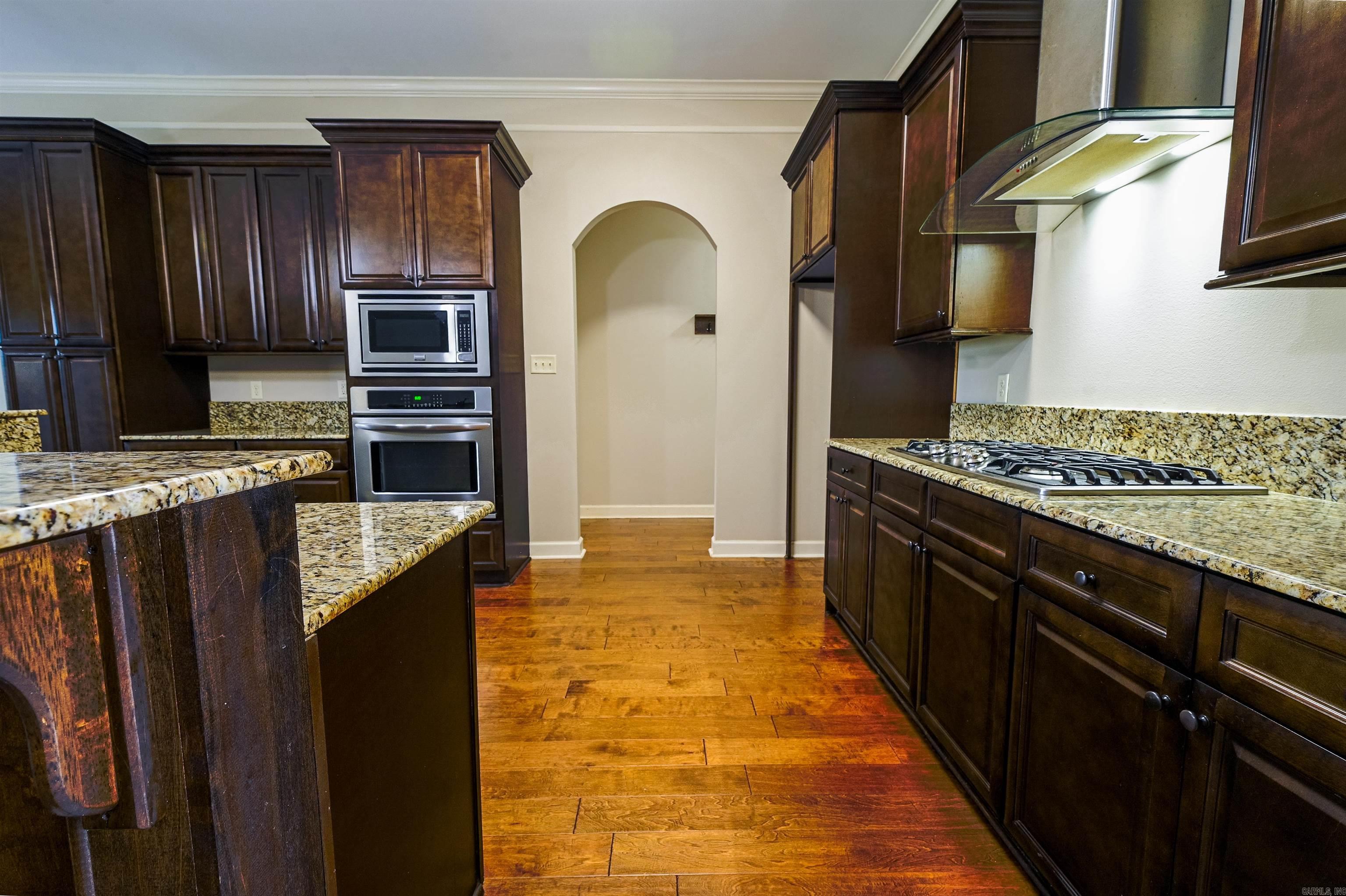 1175 Oak Glenn Loop  Bryant, AR