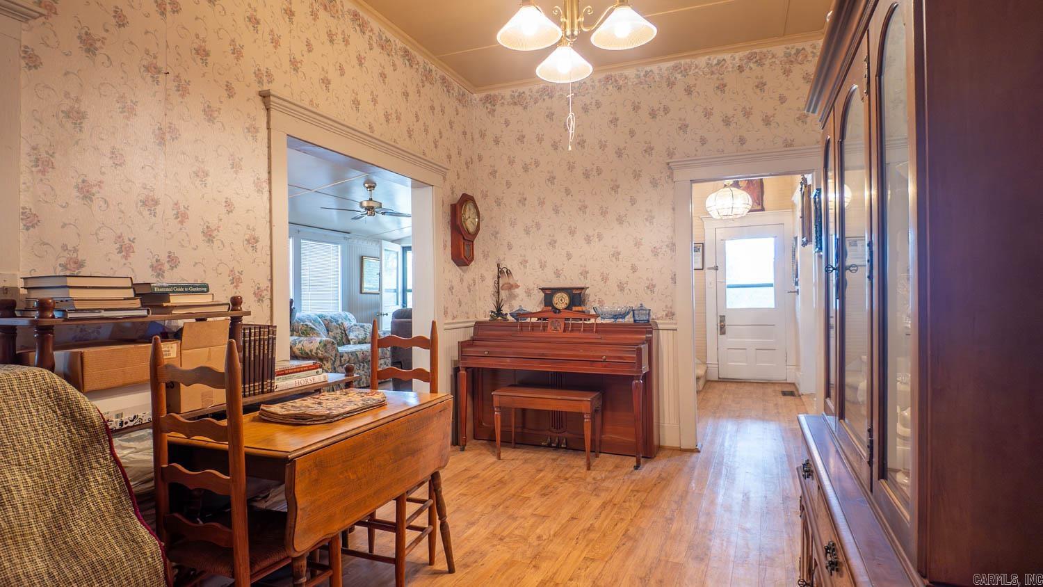 202 W 3rd Street  Hardy, AR