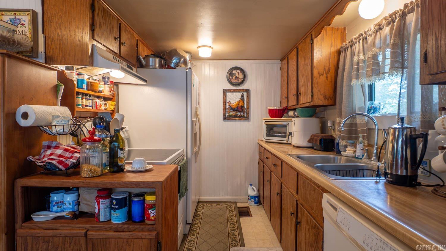 202 W 3rd Street  Hardy, AR