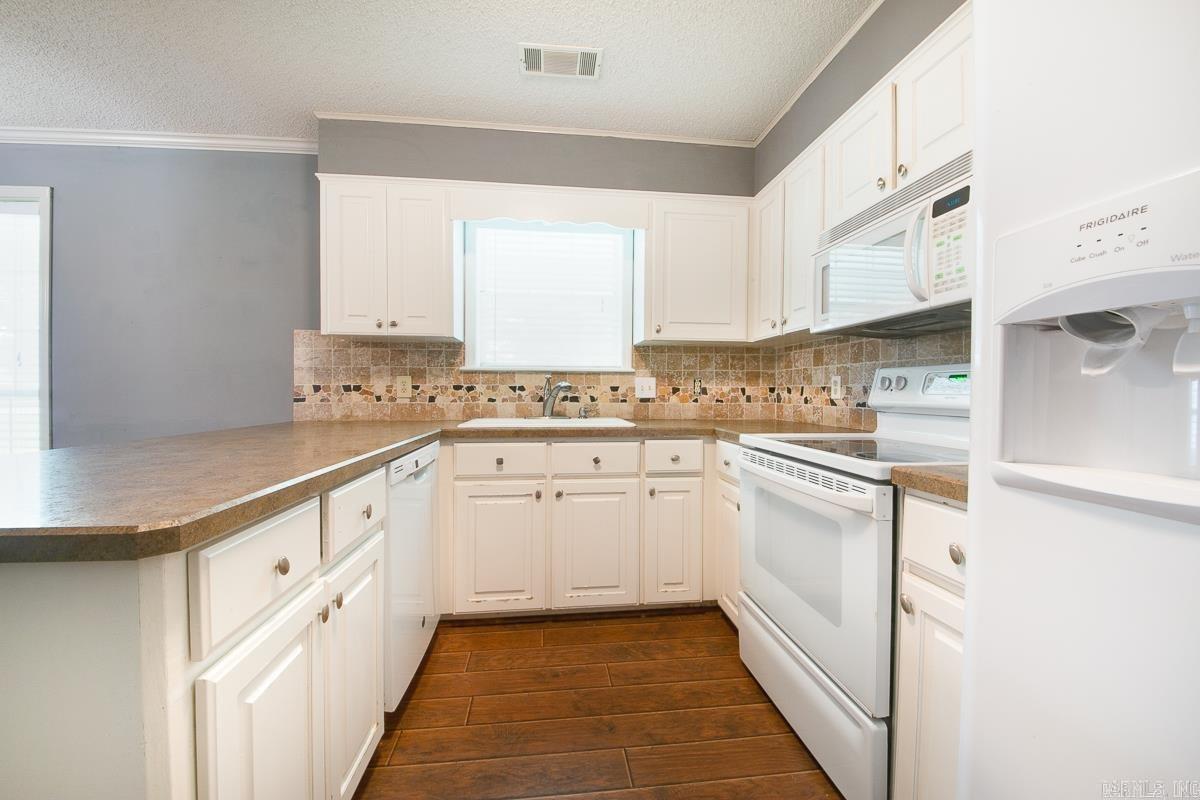 23 Warren  Cabot, AR
