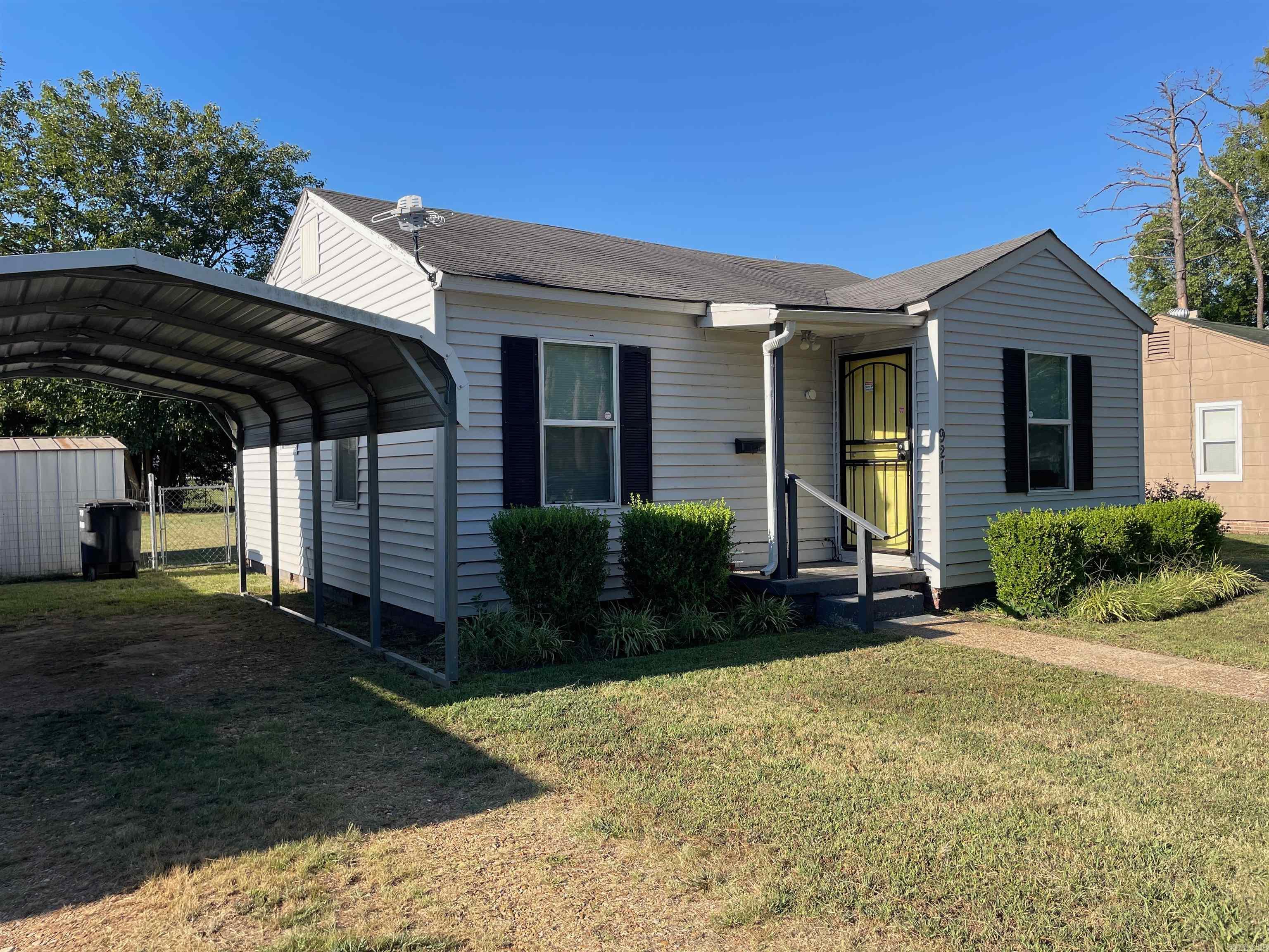 921 Cedar  Trumann, AR