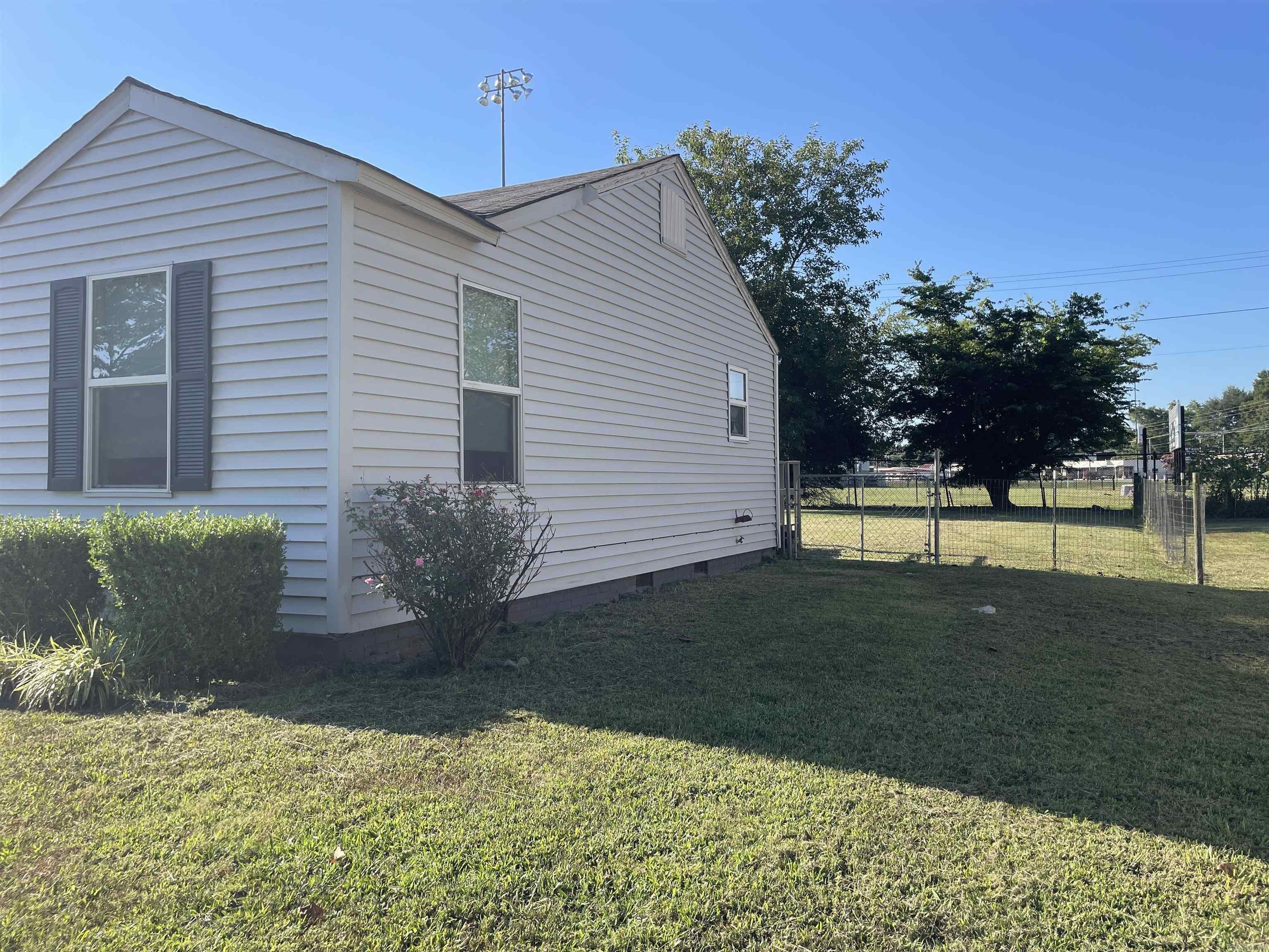 921 Cedar  Trumann, AR