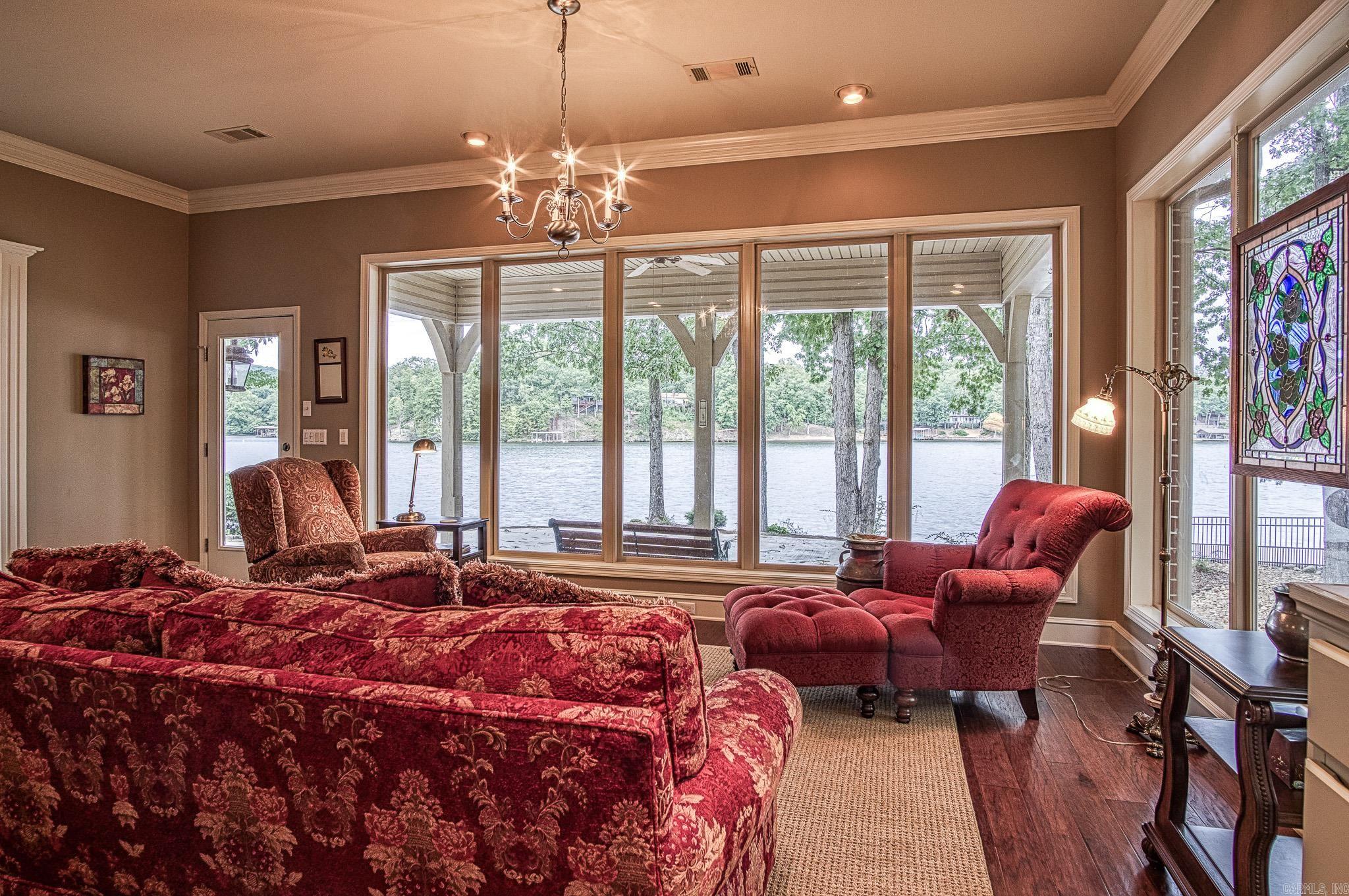 87 Piscina Lane  Hot Springs Village, AR