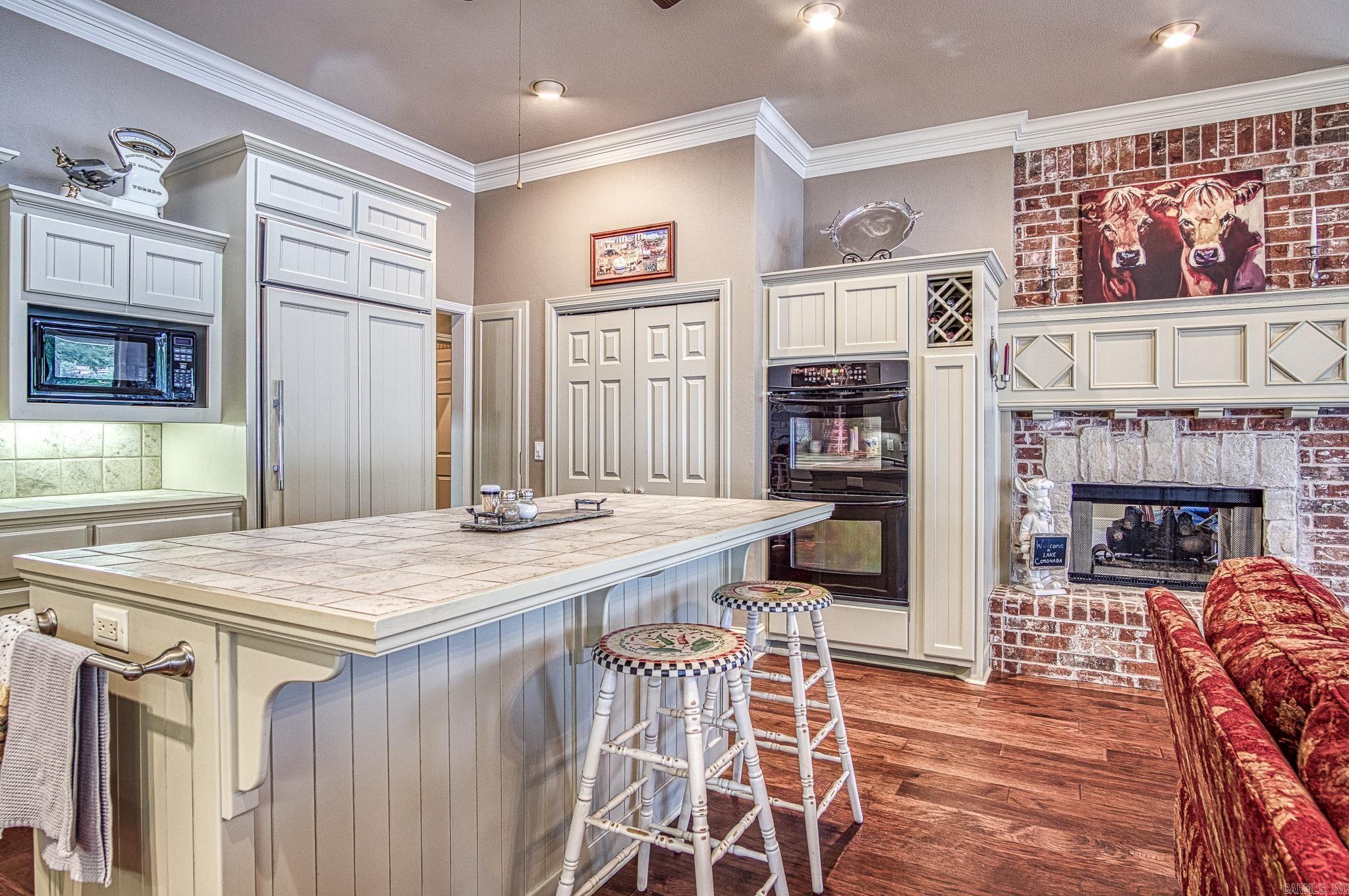 87 Piscina Lane  Hot Springs Village, AR