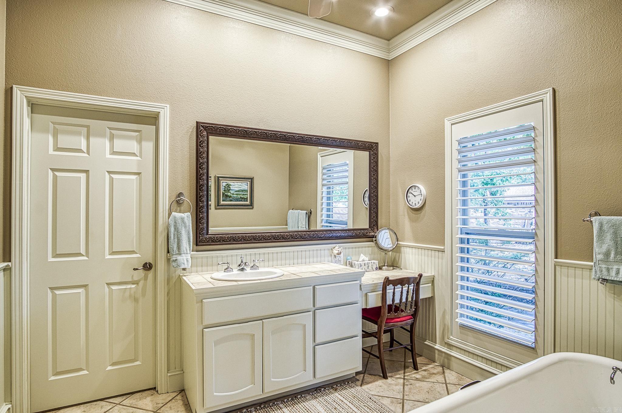 87 Piscina Lane  Hot Springs Village, AR