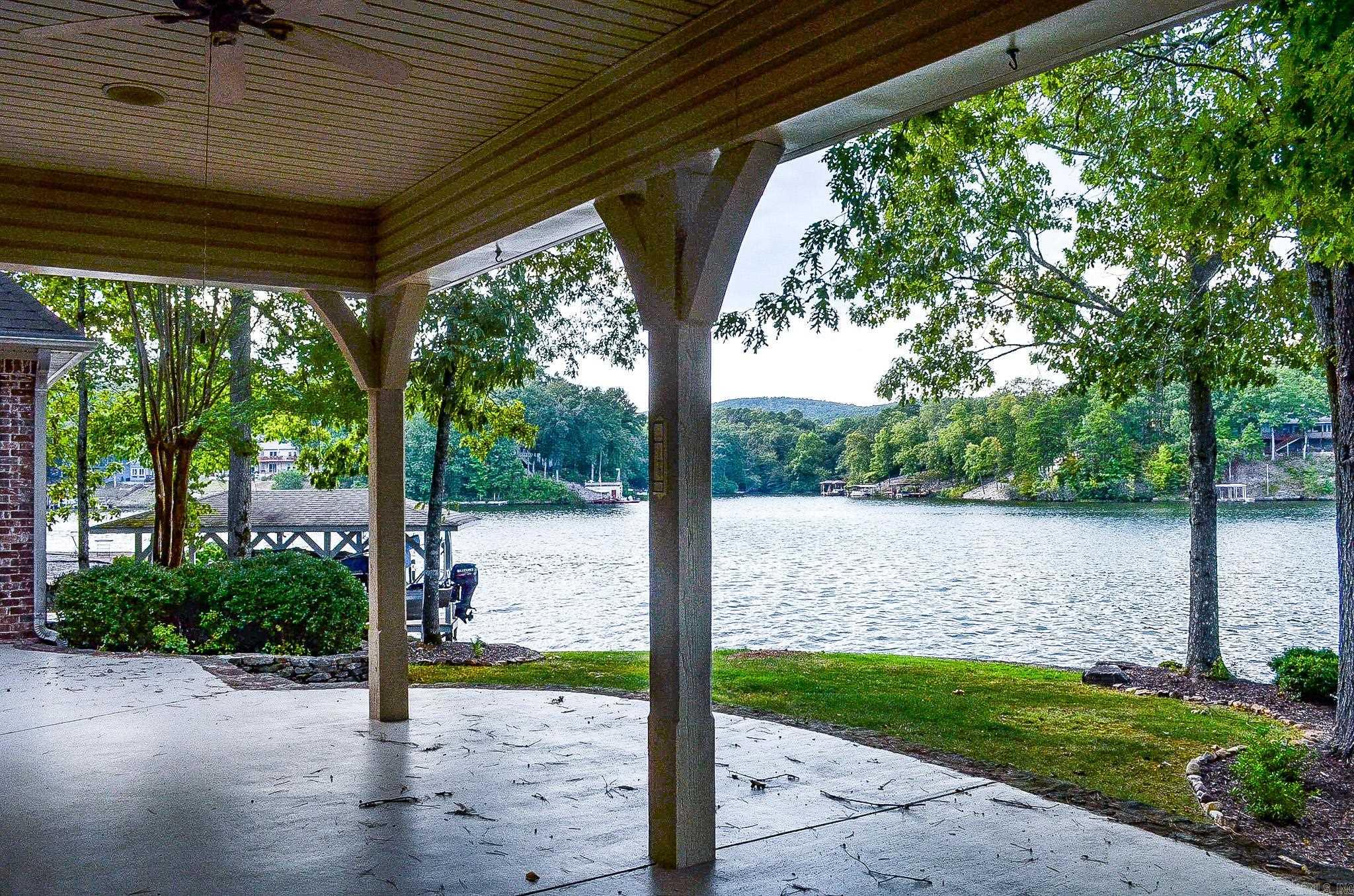 87 Piscina Lane  Hot Springs Village, AR