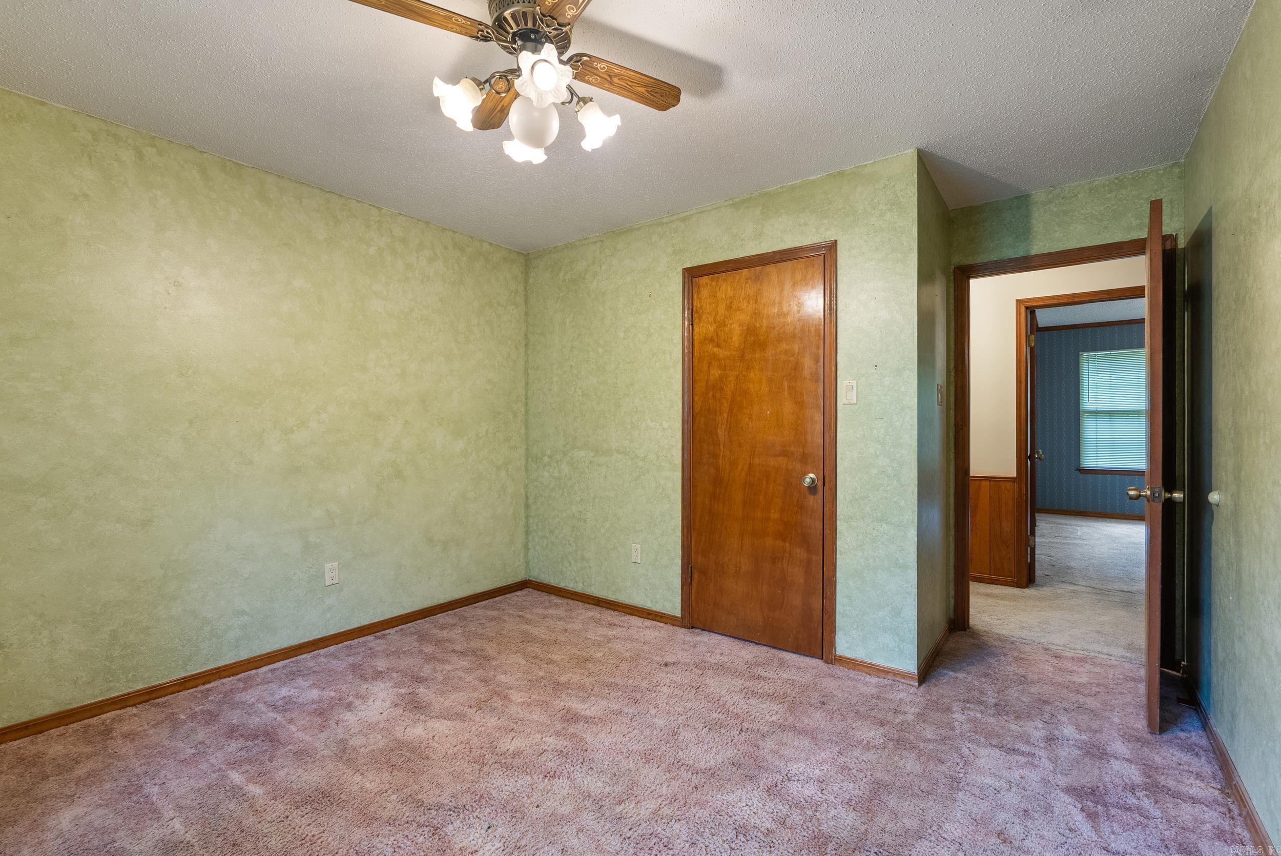 16 Linda Ln W  Vilonia, AR