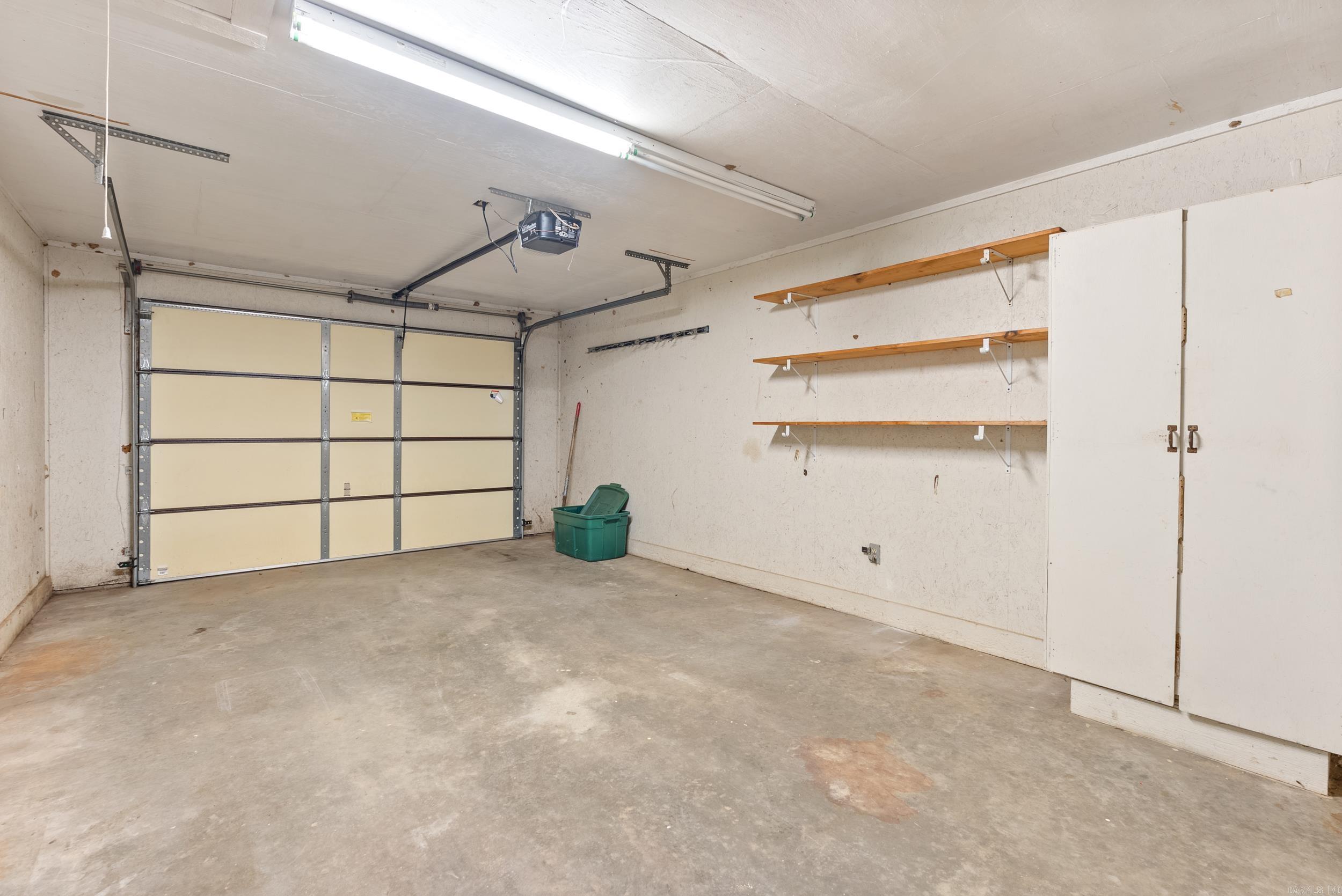 16 Linda Ln W  Vilonia, AR