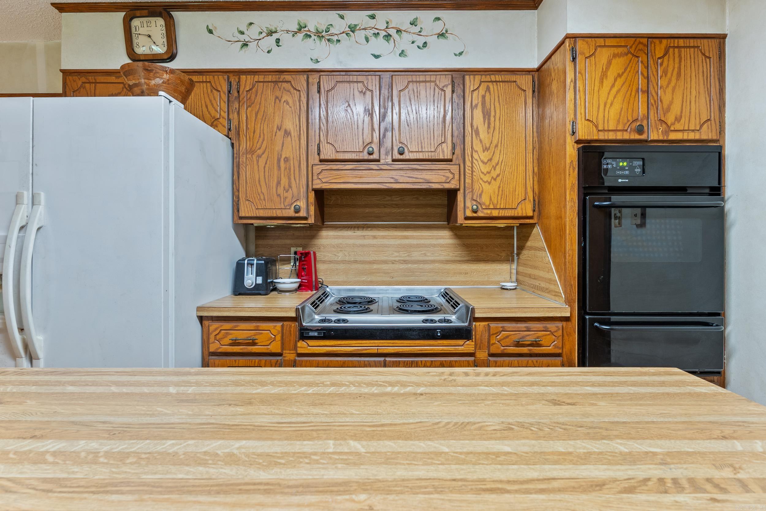 16 Linda Ln W  Vilonia, AR