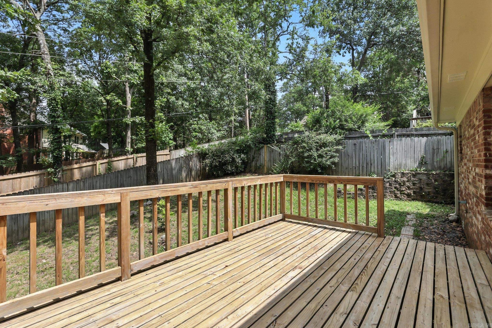 8 Combonne Ct  Little Rock, AR