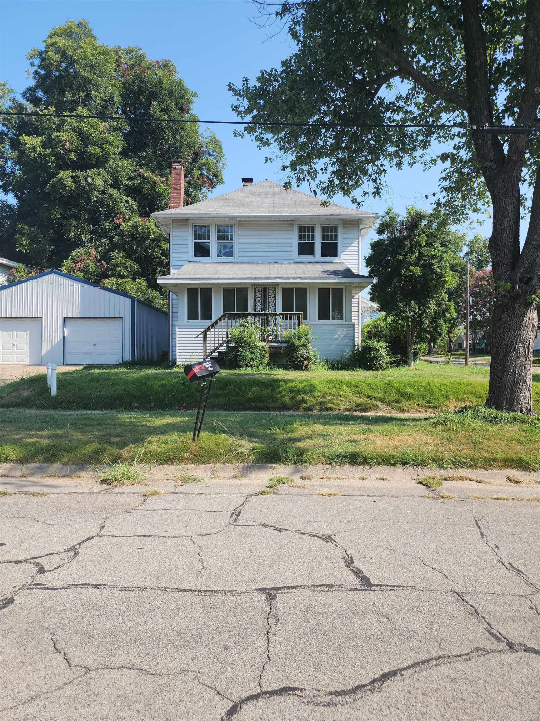 200 N 6th  Paragould, AR