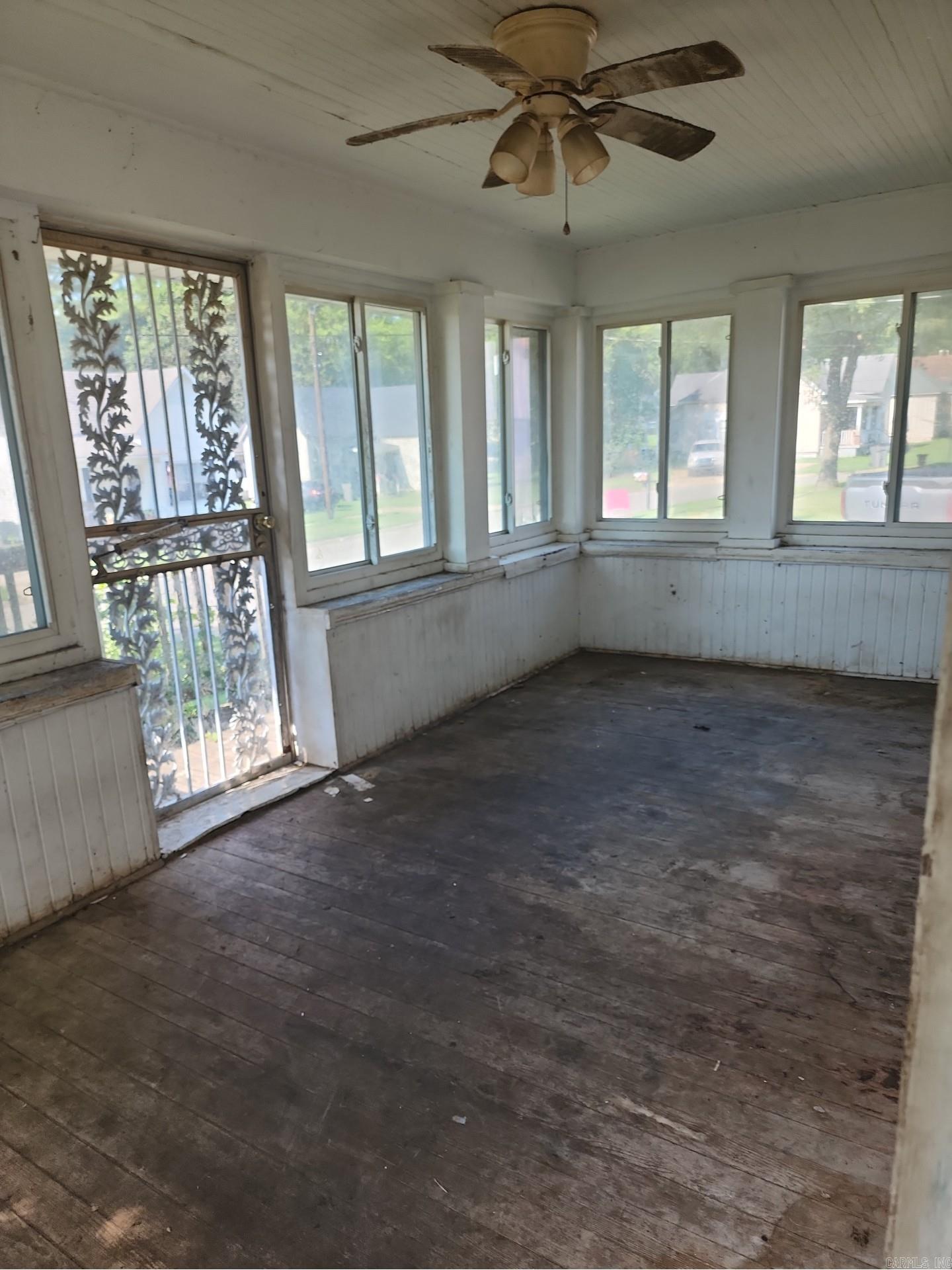 200 N 6th  Paragould, AR