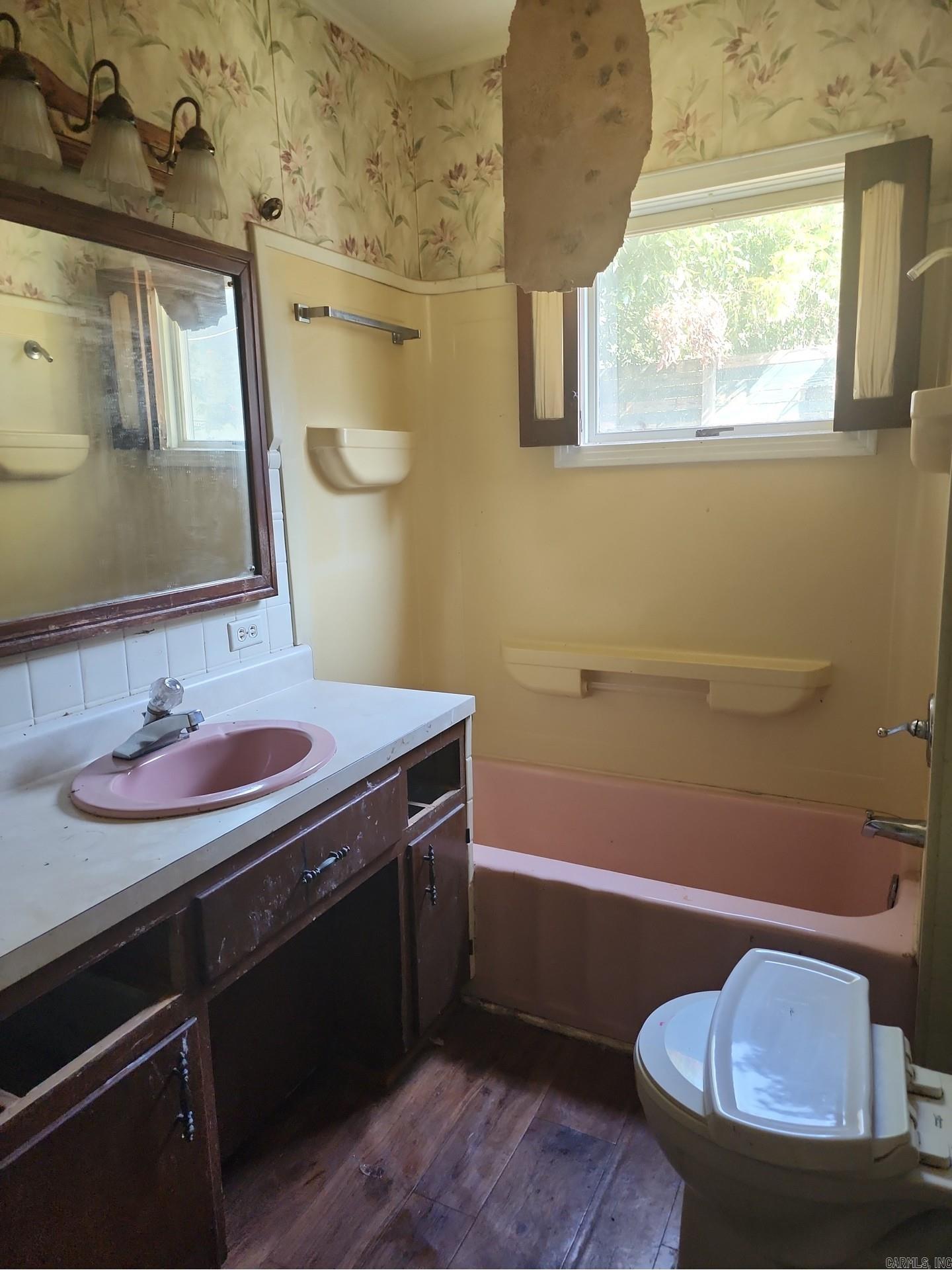 200 N 6th  Paragould, AR